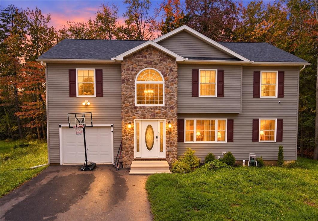 425 Scotch Pine Drive — photo