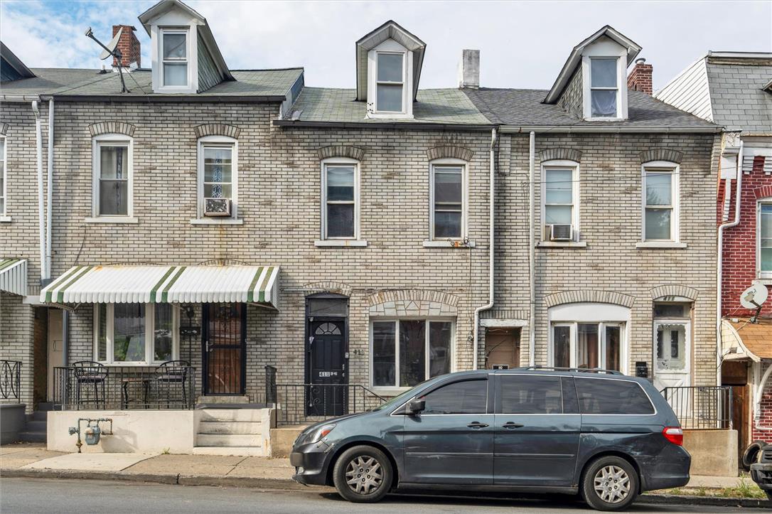 411 Gordon Street — photo