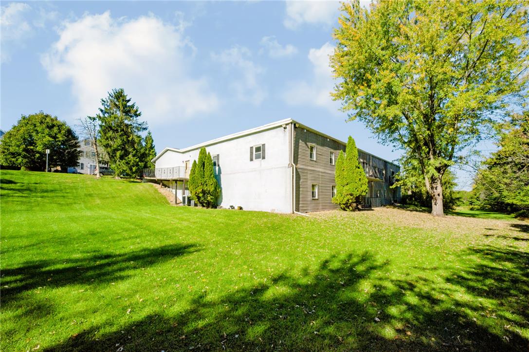 3300 Quarry Street Unit B2 — photo