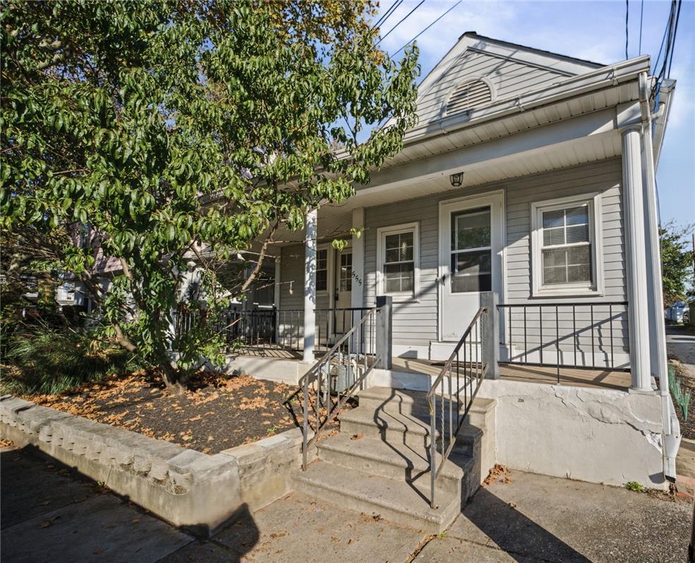555 East Garrison Street — photo