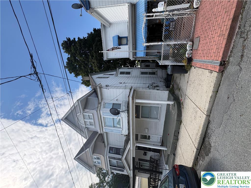 212 North Greenwood Street — photo