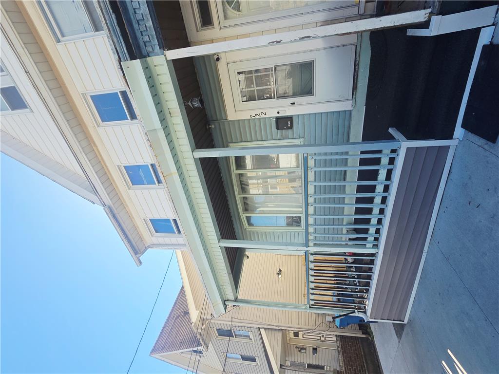 722 Bushkill Street — photo