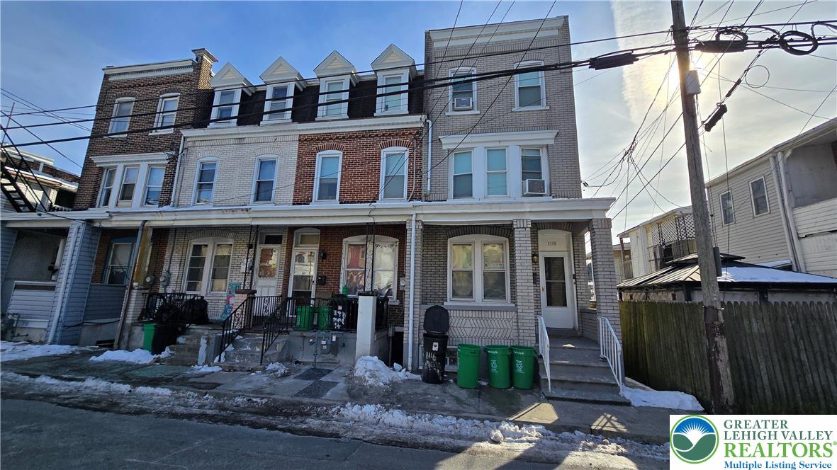 1116 West Maple Street — photo