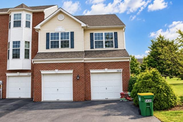 5439 Spring Ridge Drive — photo