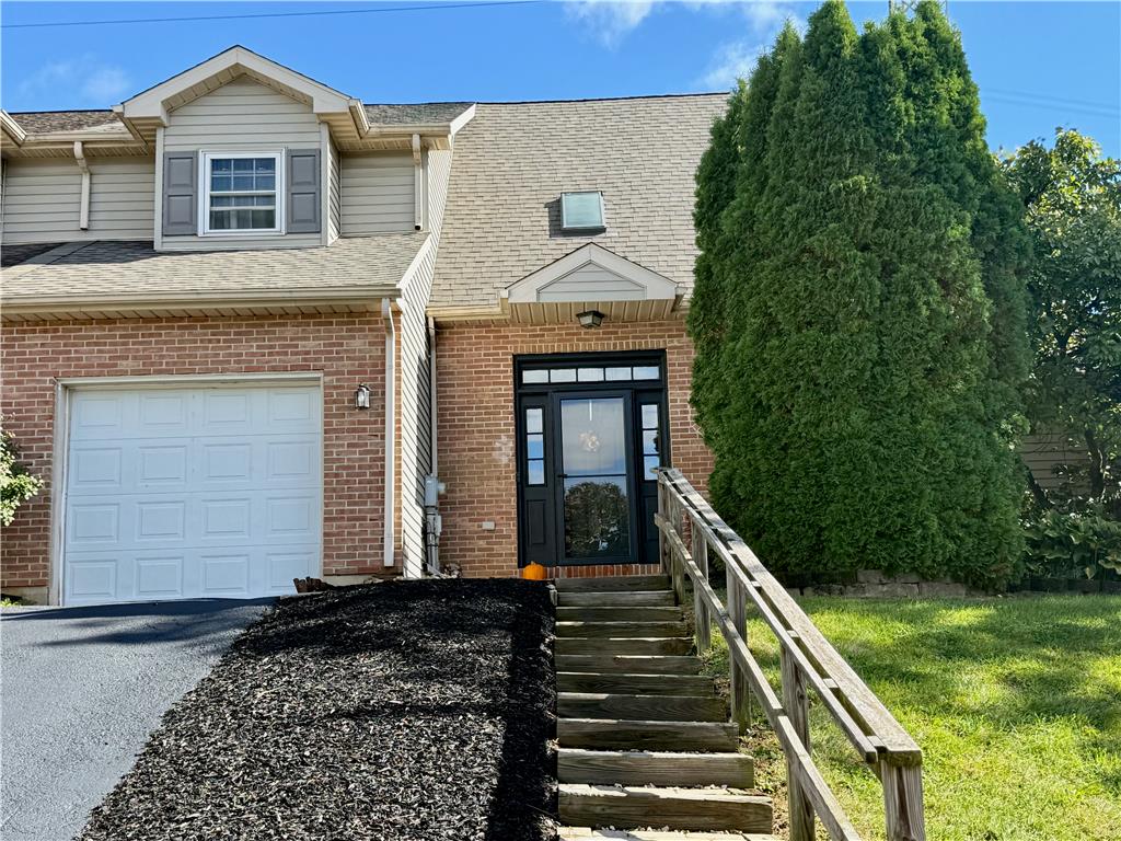 1372 Howard Lane — photo