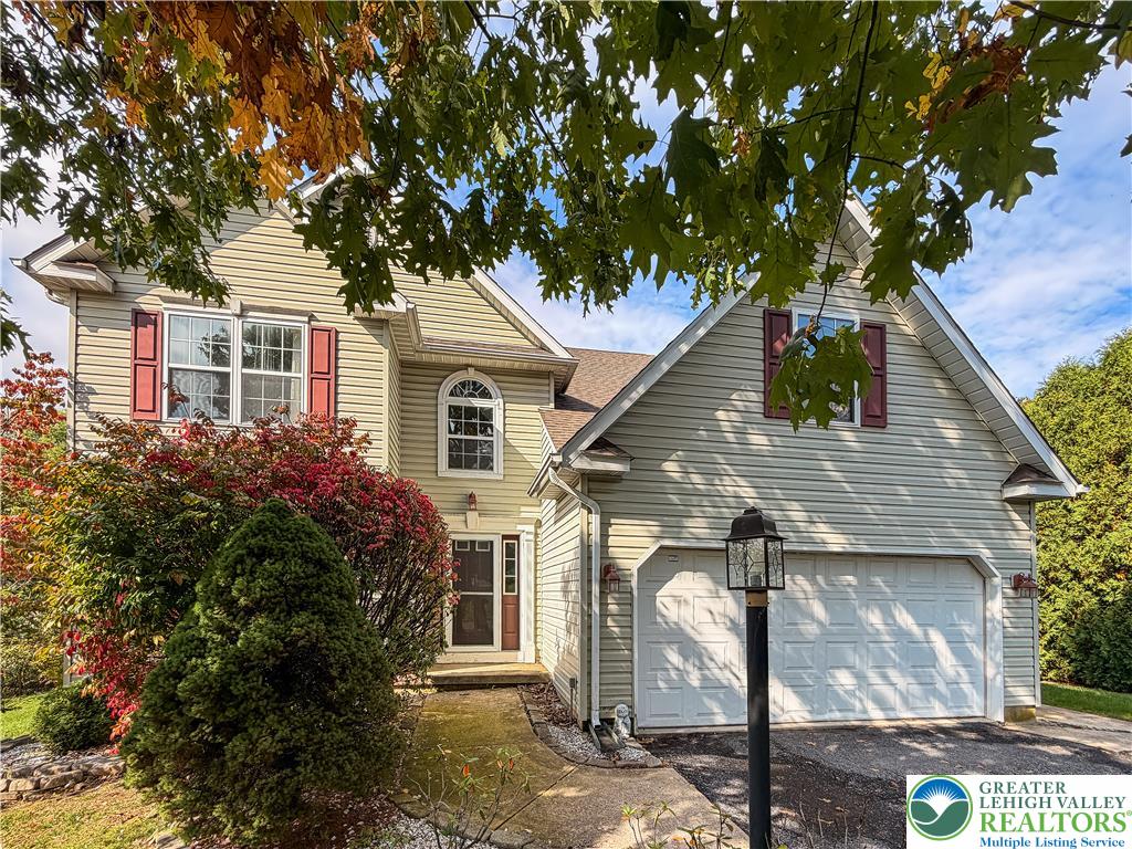 264 Oak Street — photo