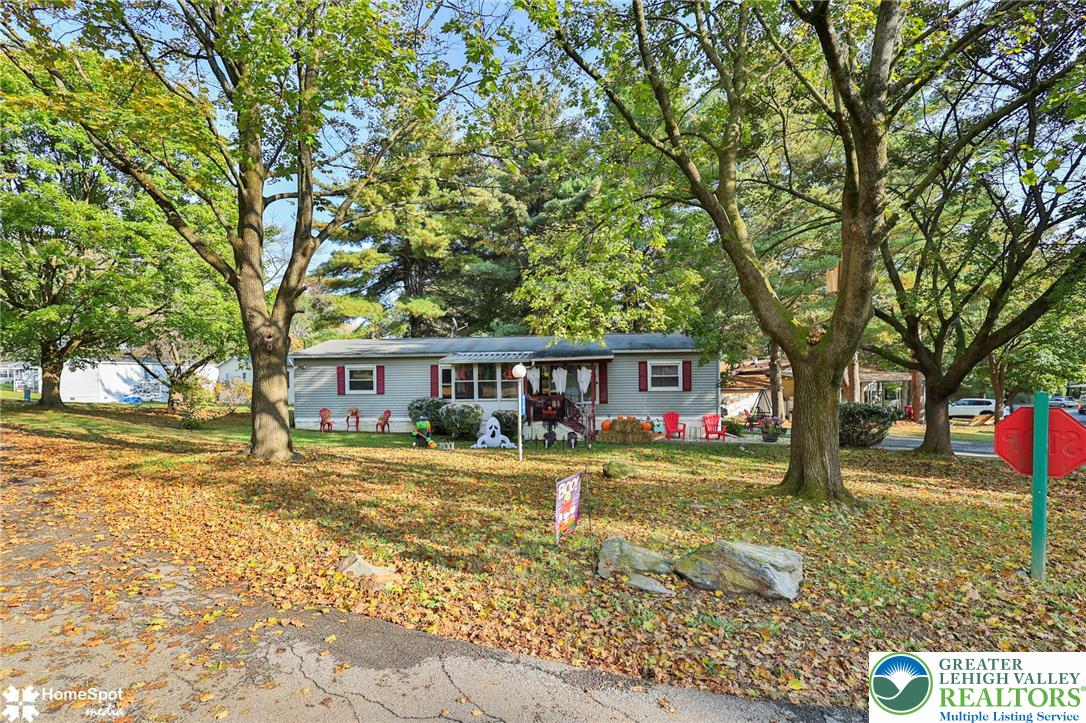 8701 Evergreen Circle — photo