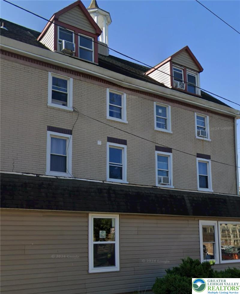 2250 Butler Street Unit 102 — photo