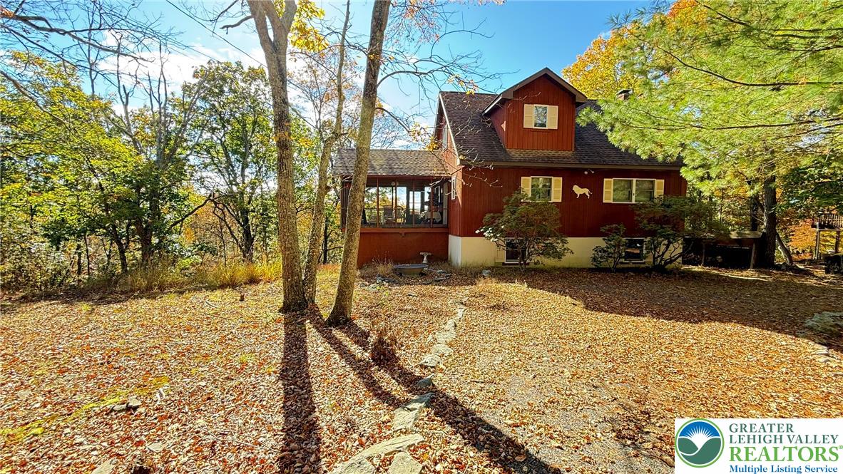 118 Elgin Way — photo