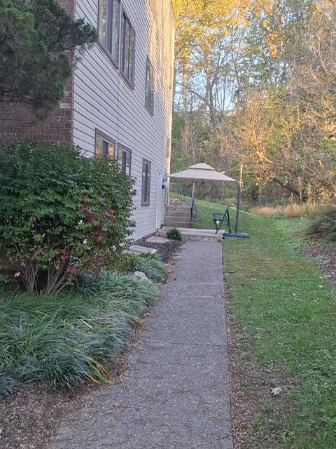 Home in Whitehall Twp, PA 18052 — photo 2
