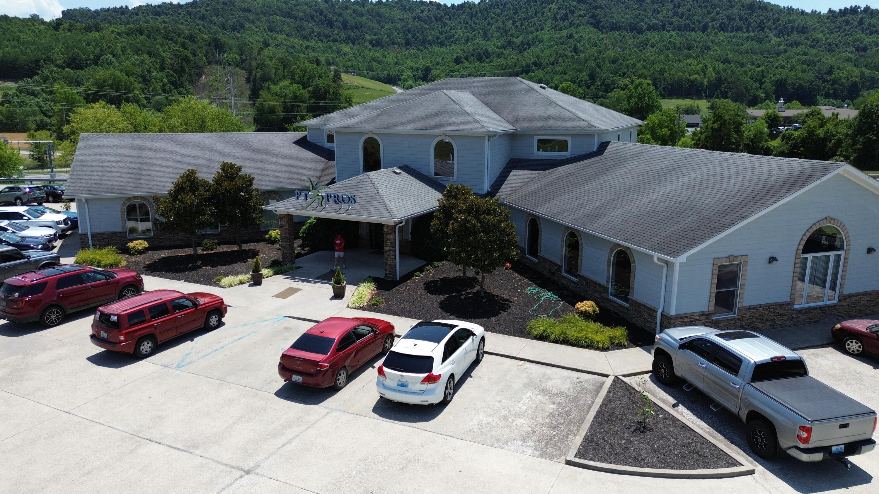 383 Corbin Center Drive — photo