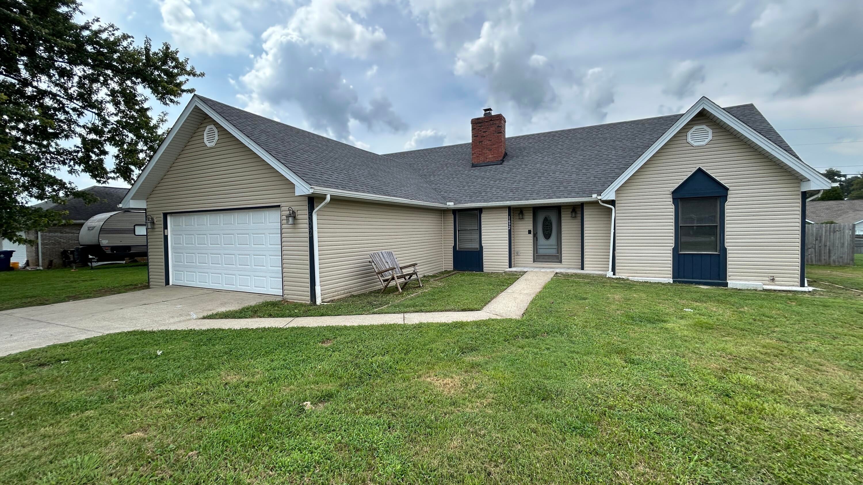 1692 Patterson Branch Road — photo