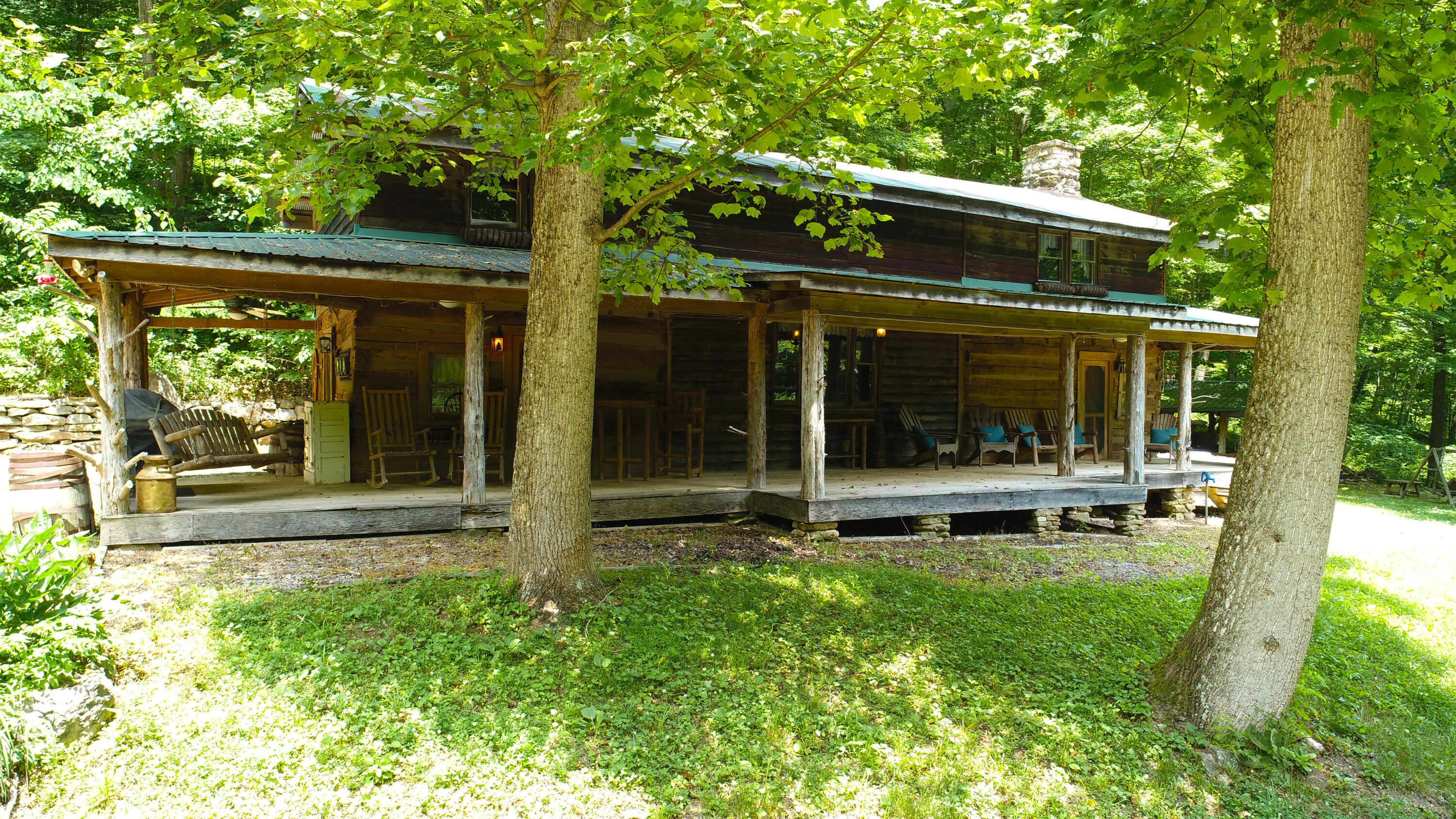 692 Little Doe Creek Road — photo