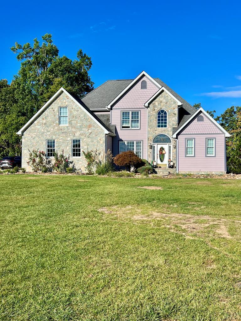 21 Crestwood Circle — photo