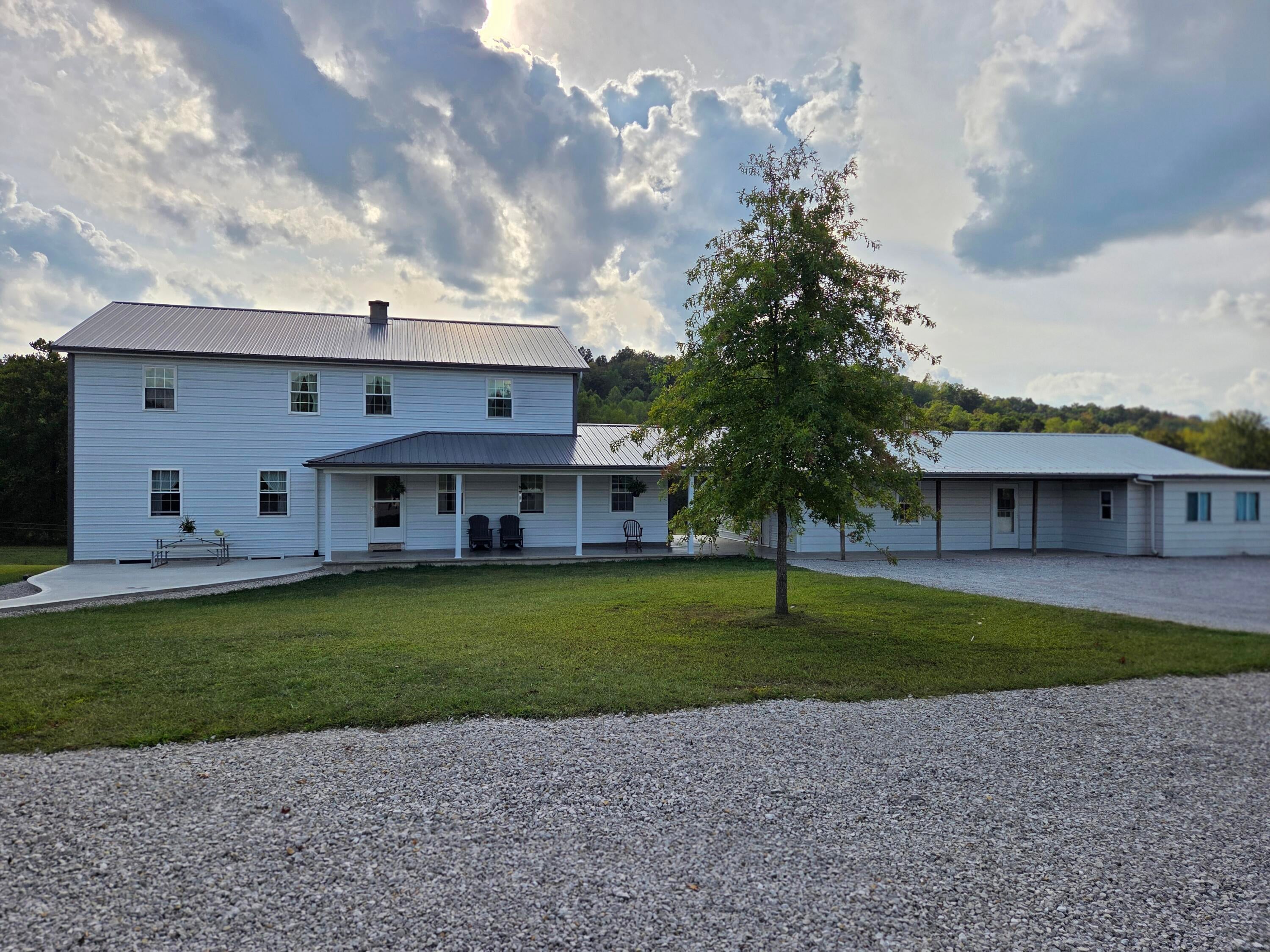 5525 Garland Hollow Road — photo