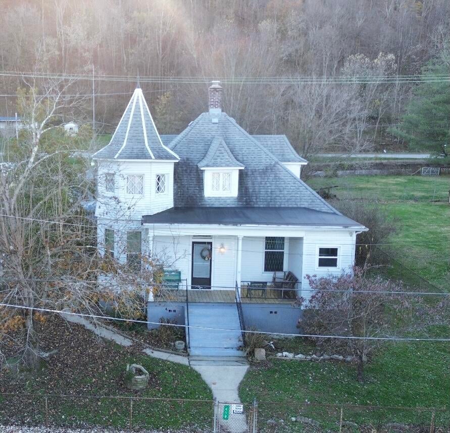 418 Front Street — photo