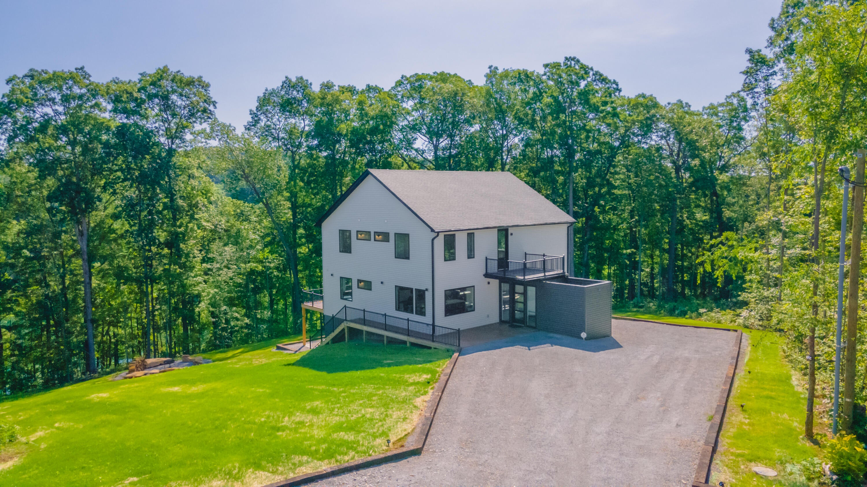 348 Restful Run Road — photo