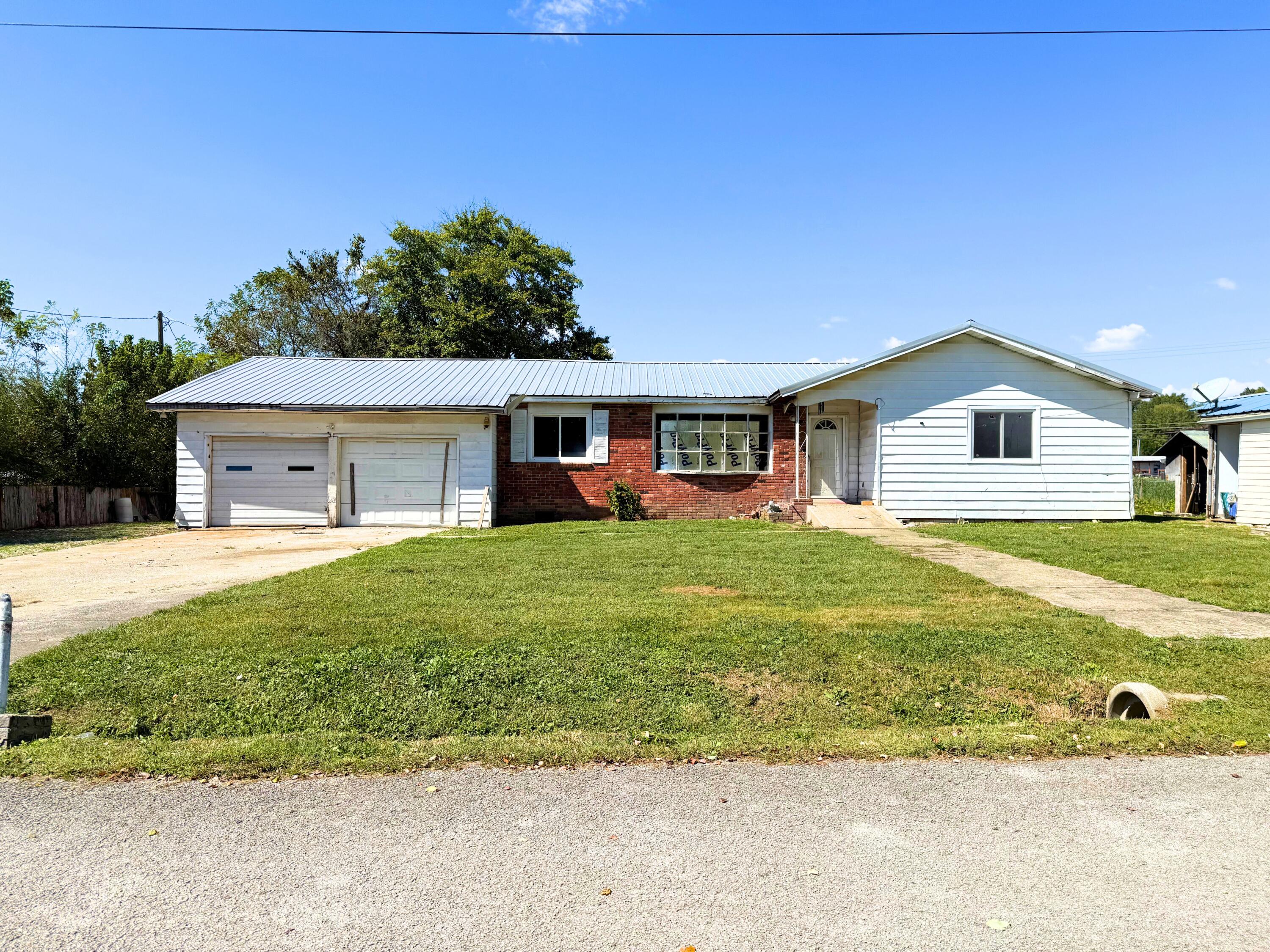 52 Drive Parker Lane a, B, C — photo