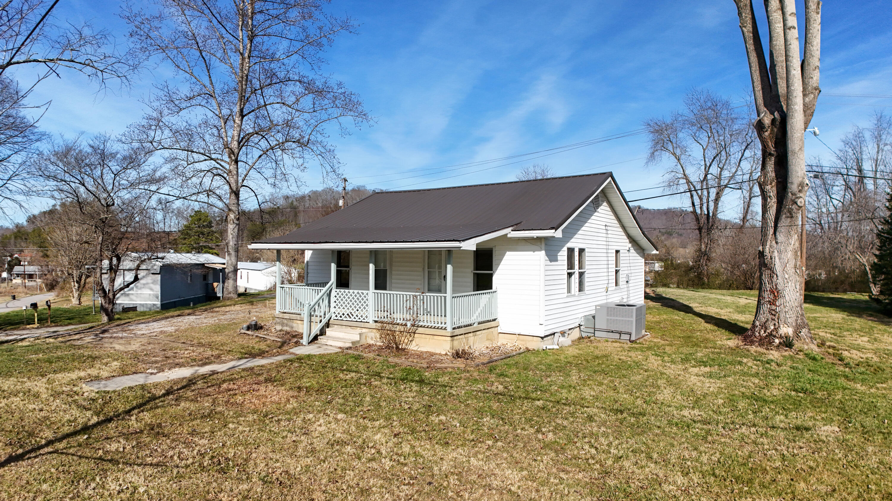 391 Pine Valley Lane — photo