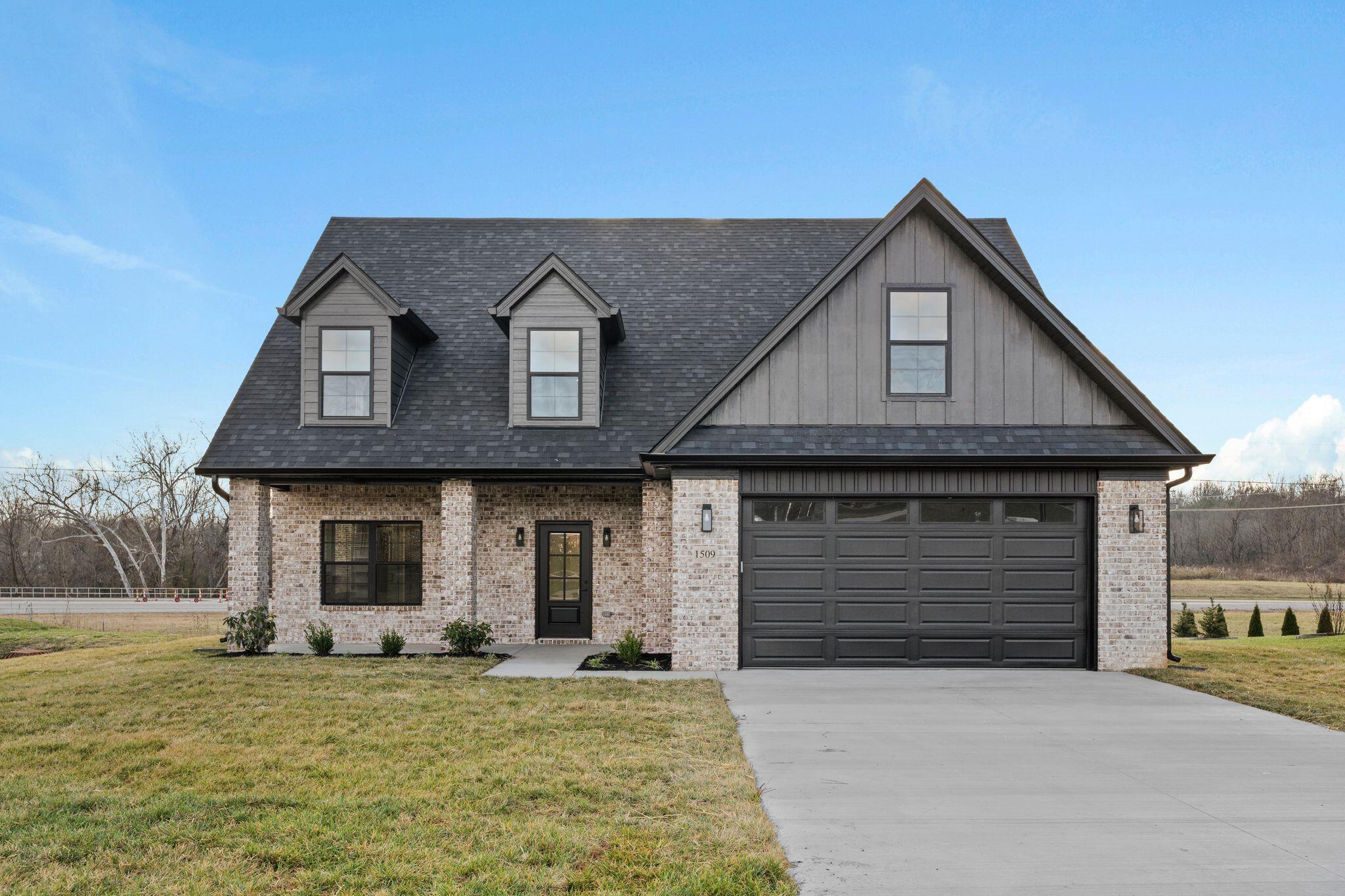 1509 Chardonnay Way — photo
