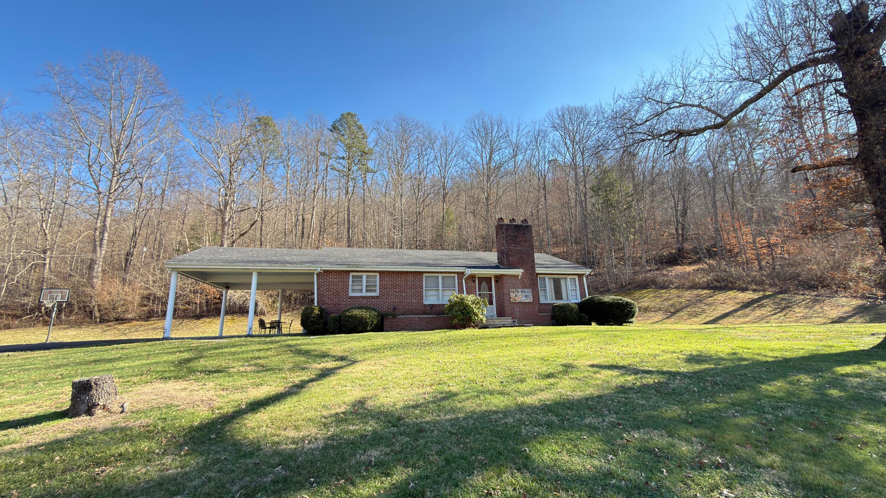 408 Hwy. 421 — photo