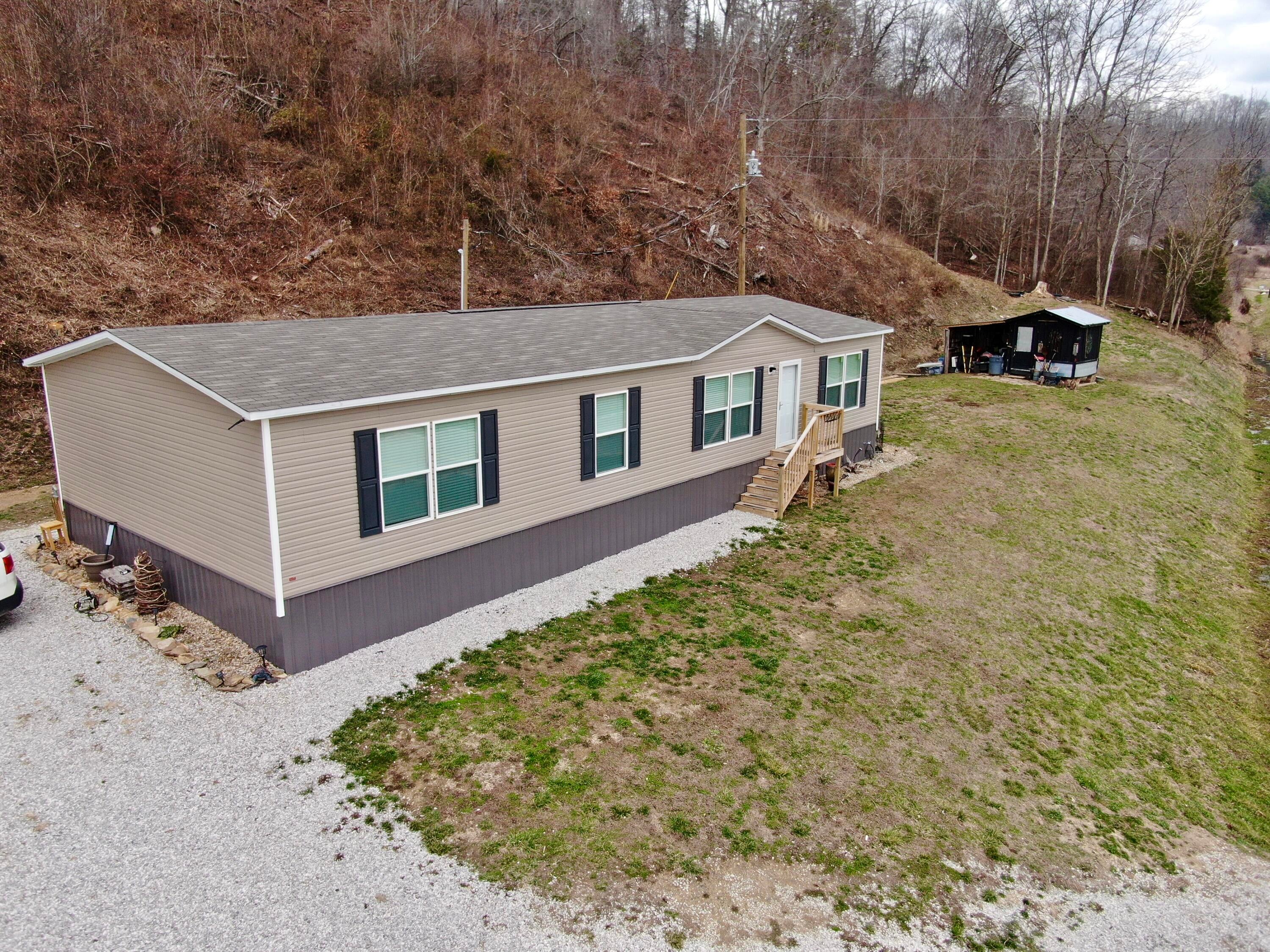 2701 Kentucky 30 — photo