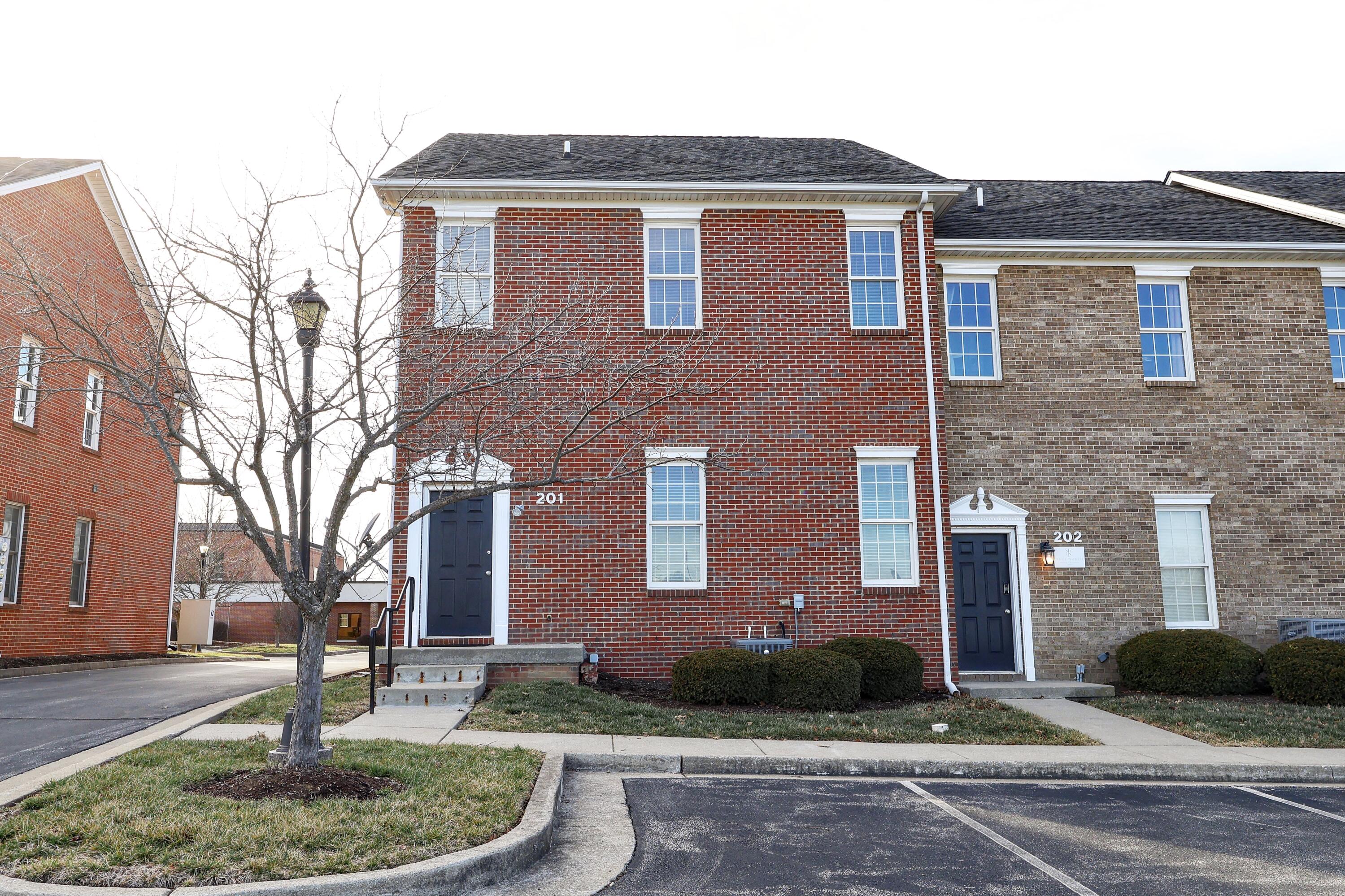 2220 Executive Drive 201 — photo