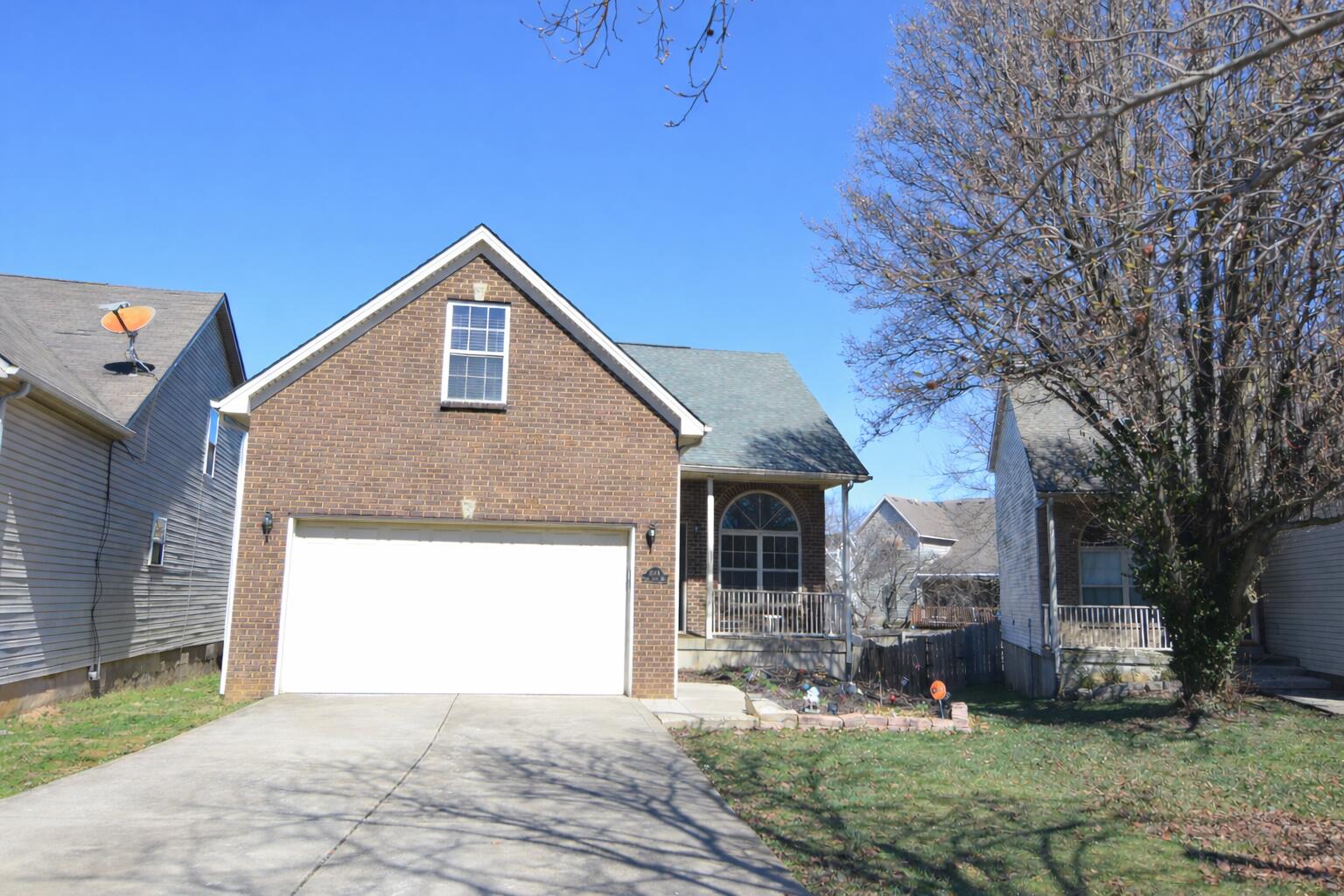 3373 Royal Troon Road — photo