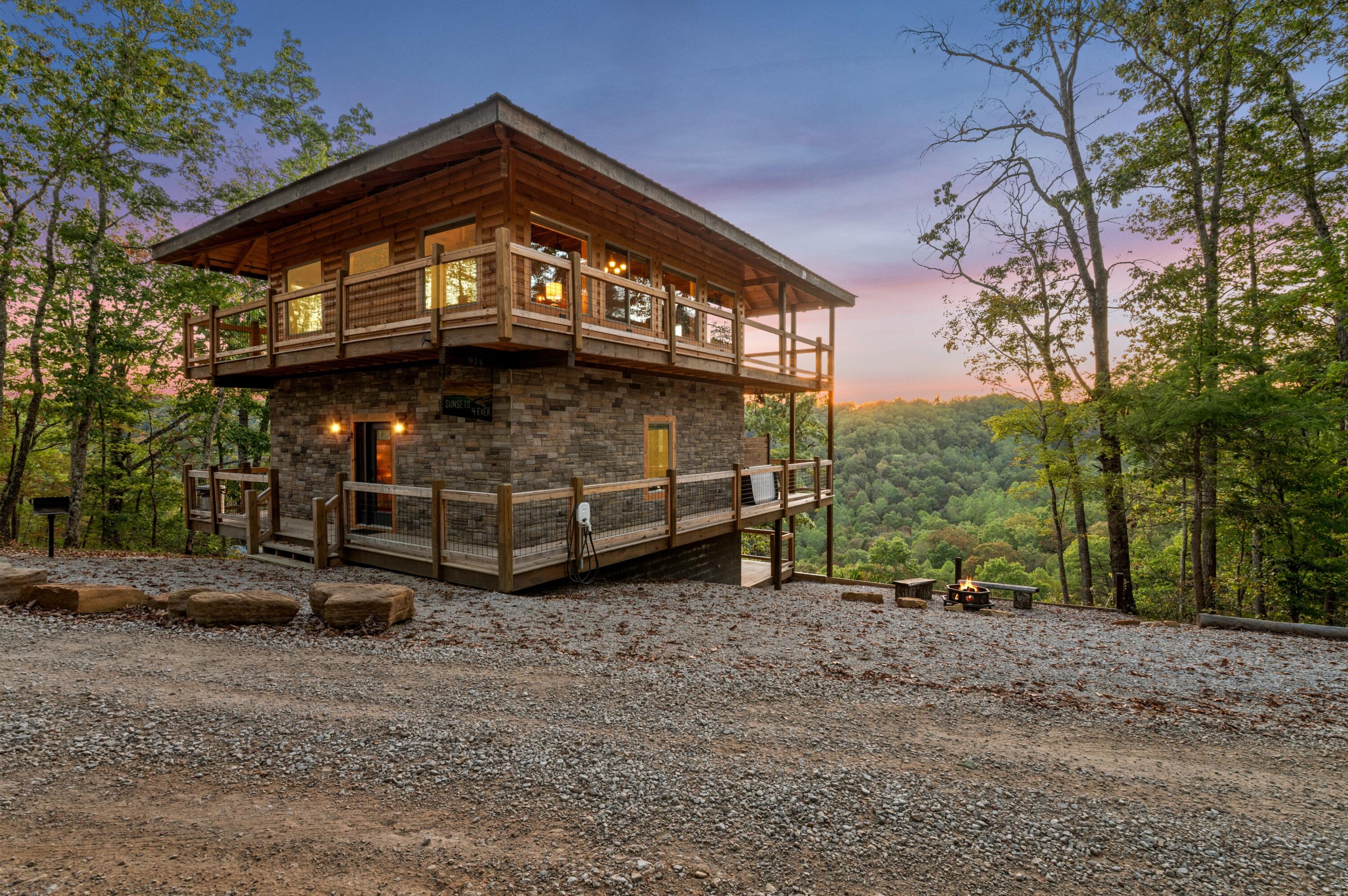 914 Forest View Drive — photo