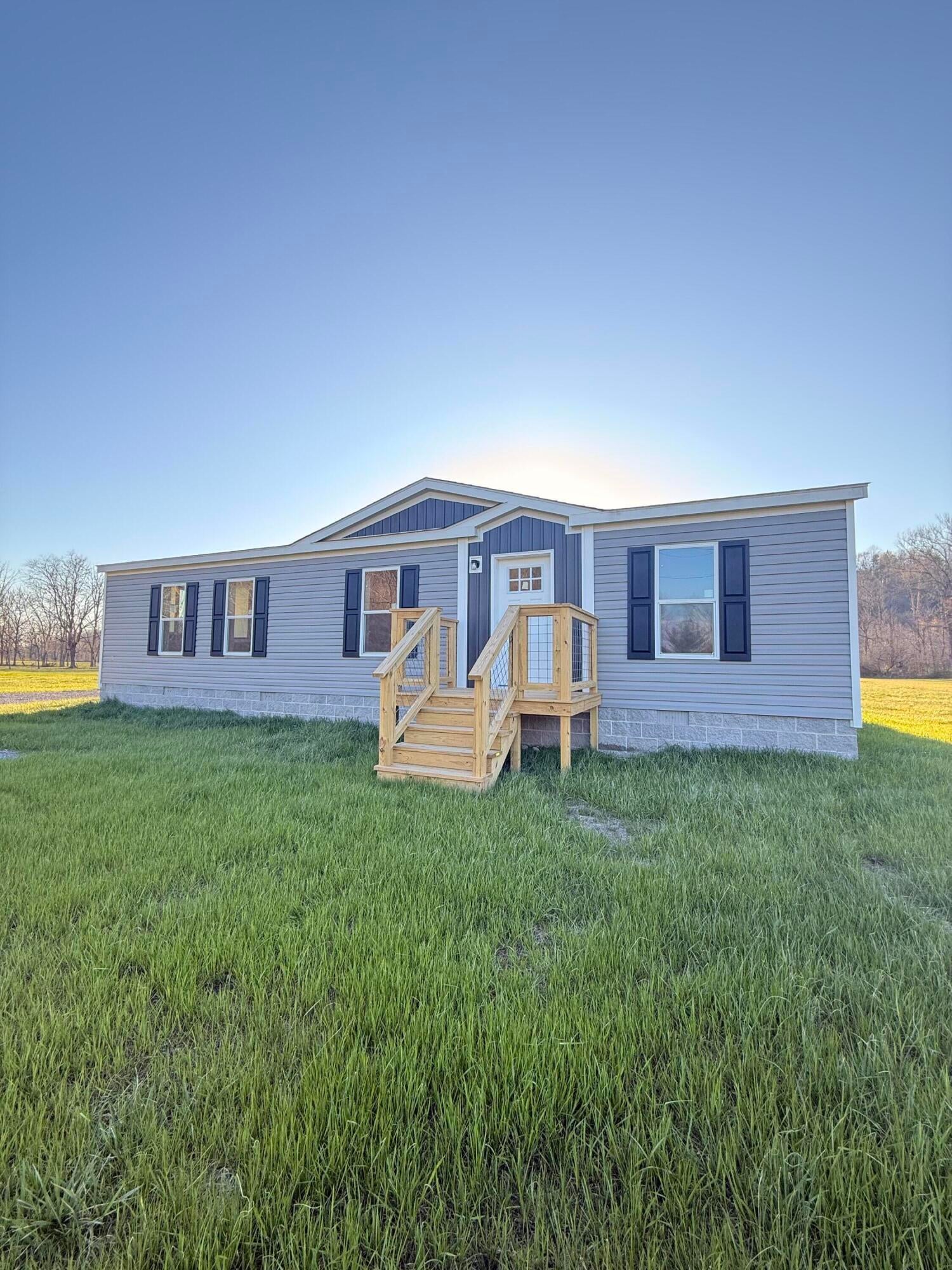 1135 Upper Brush Creek Road — photo