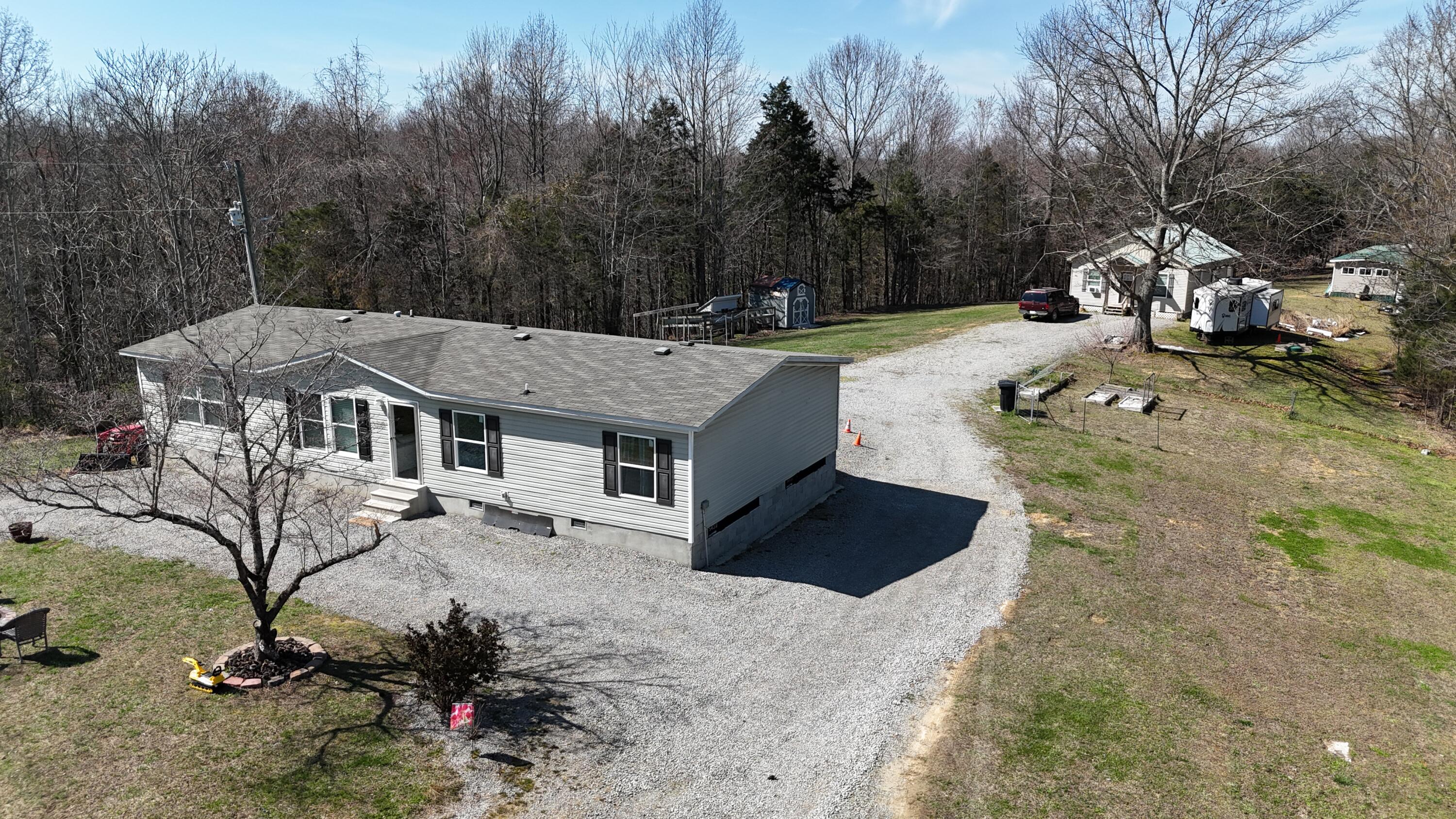 5488 Reese Hurt Road — photo