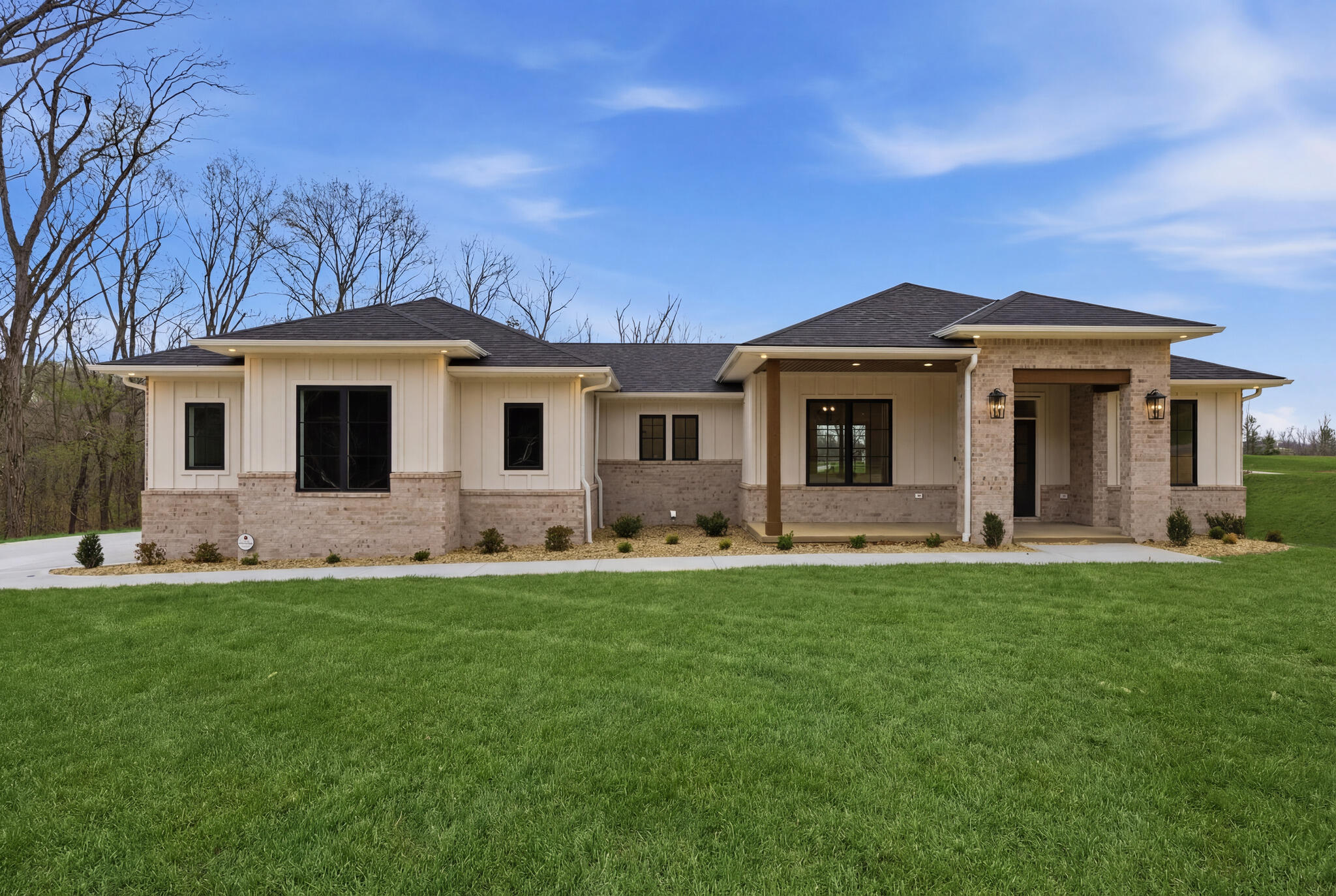 40 Waterfall Way — photo
