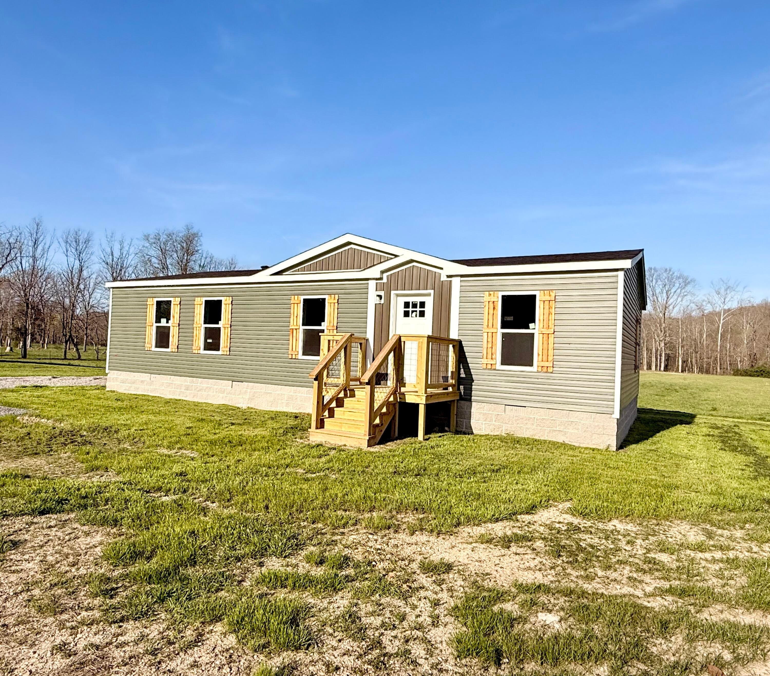 1115 Upper Brush Creek Road — photo