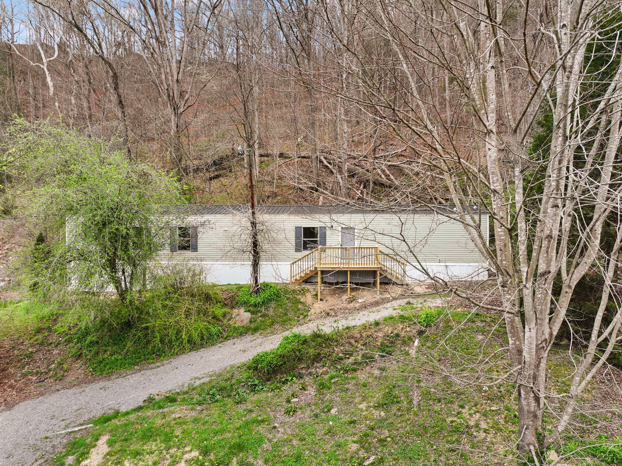 183 Pine Br Road — photo