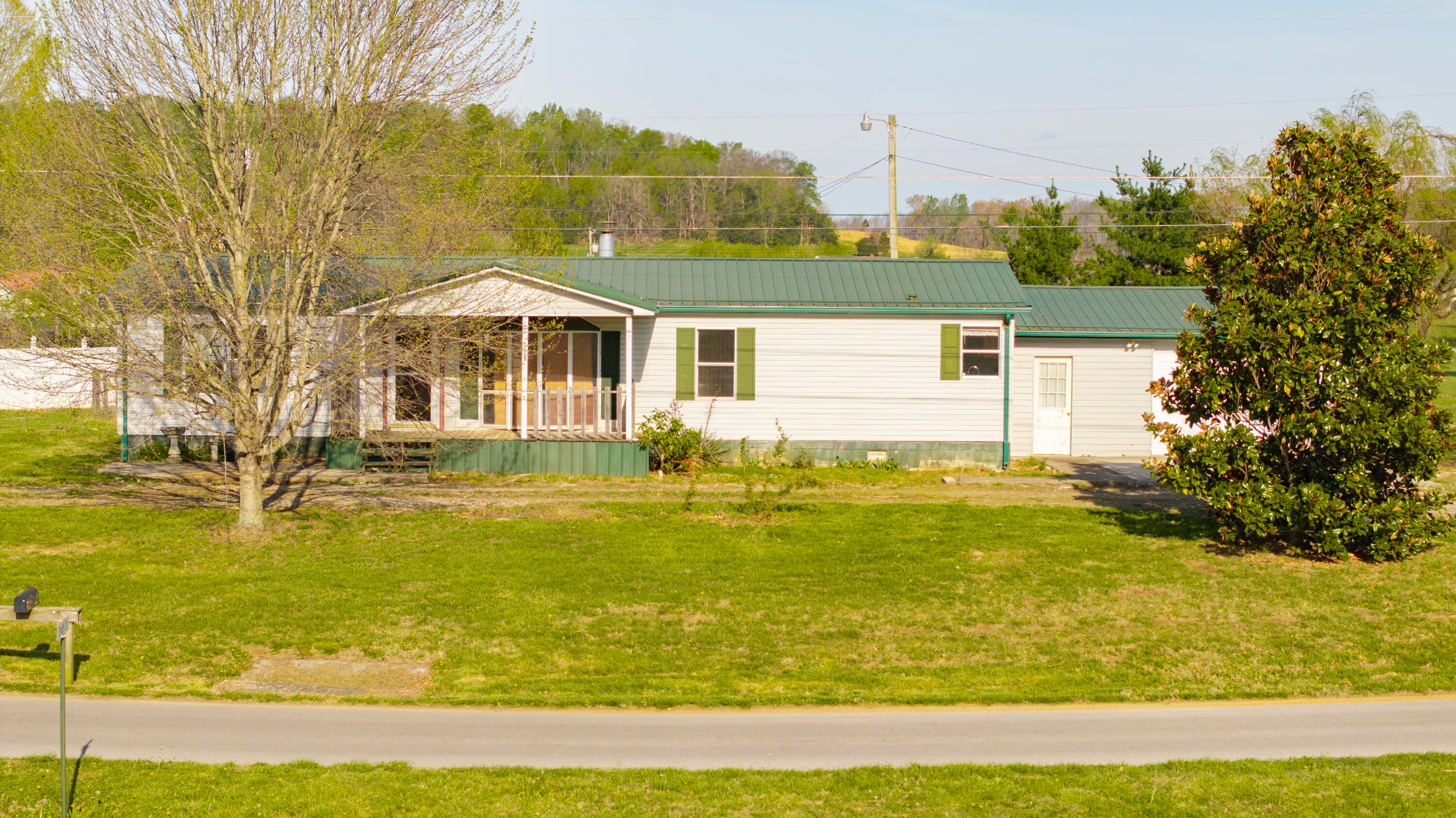 1015 Old Fall Creek Road — photo