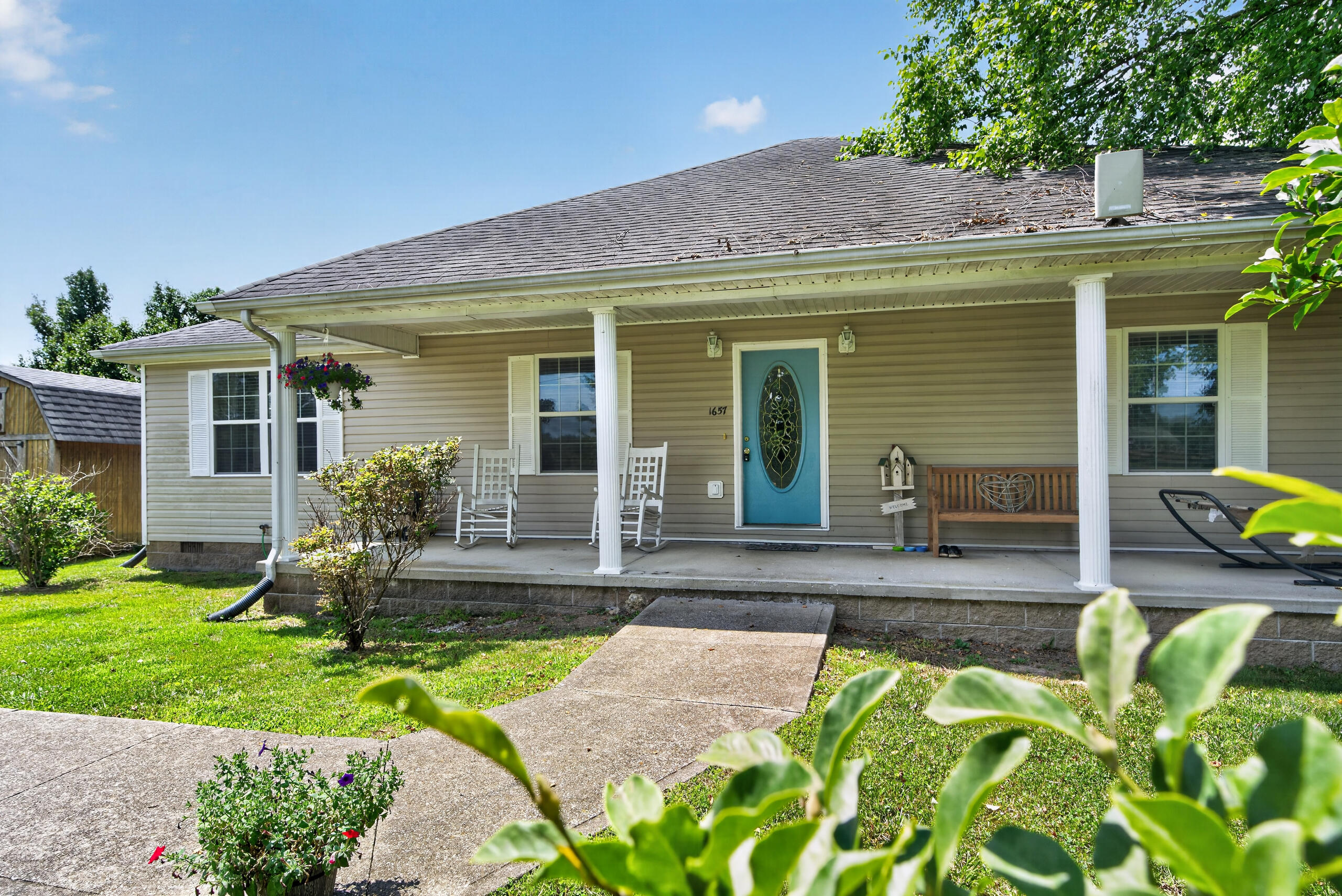 1657 Brassfield Road — photo