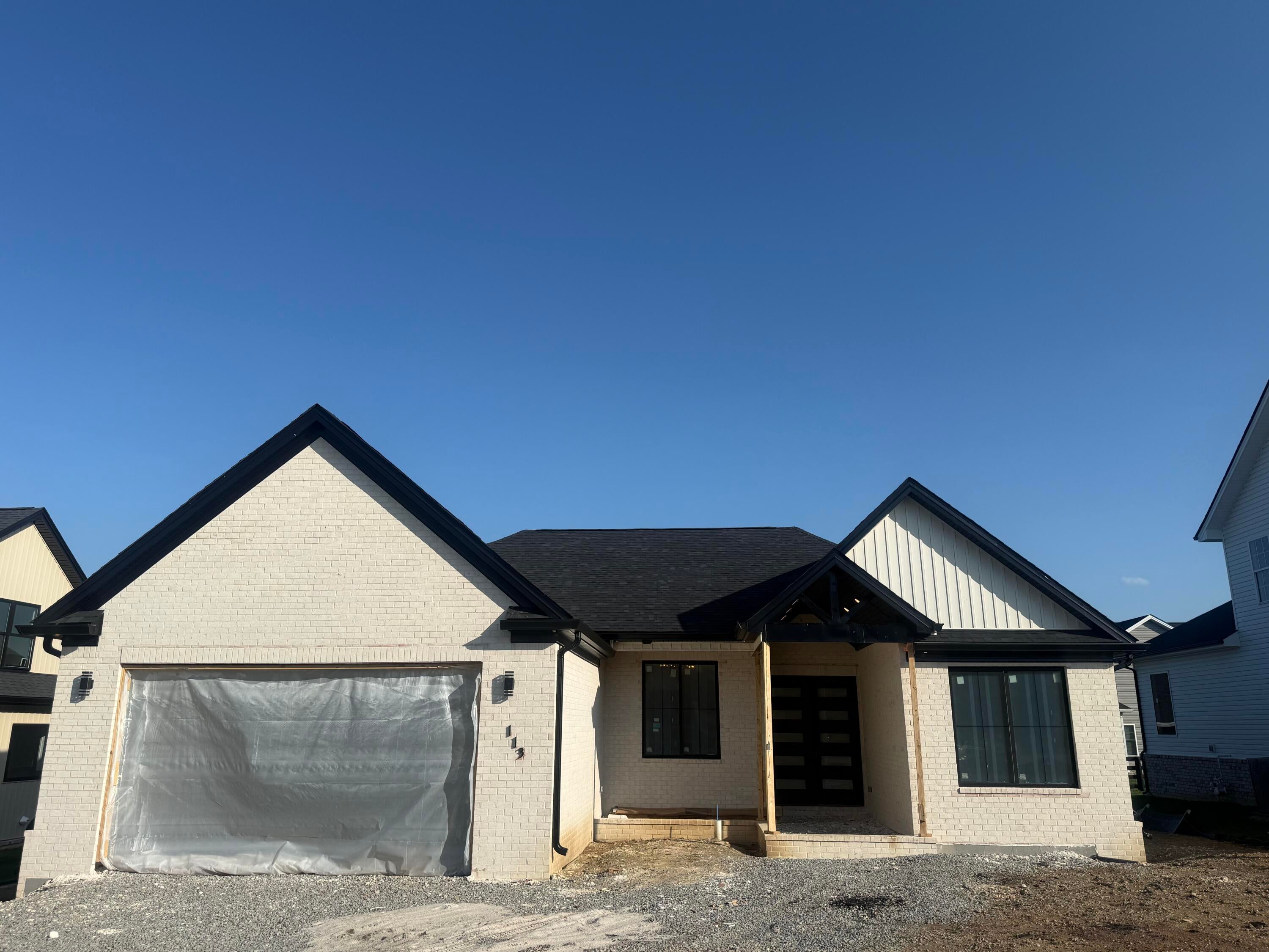 113 Farmers Bluff — photo