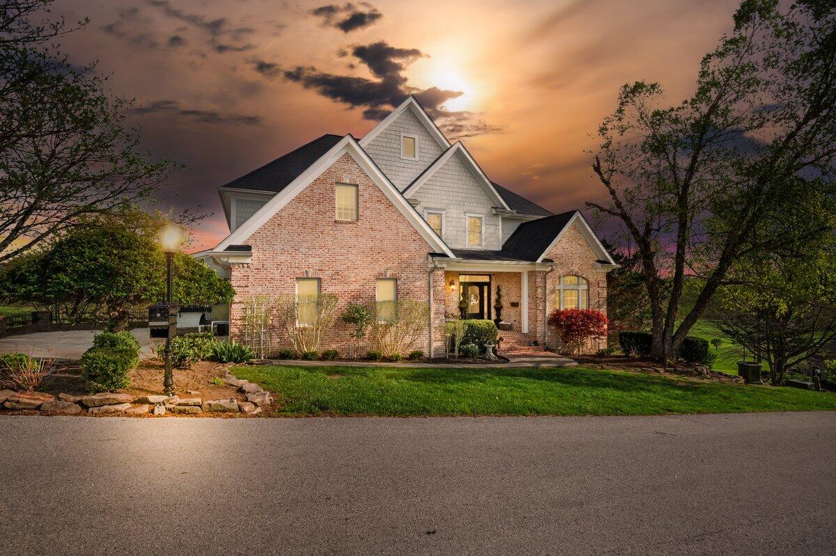 189 Oakwood Drive — photo