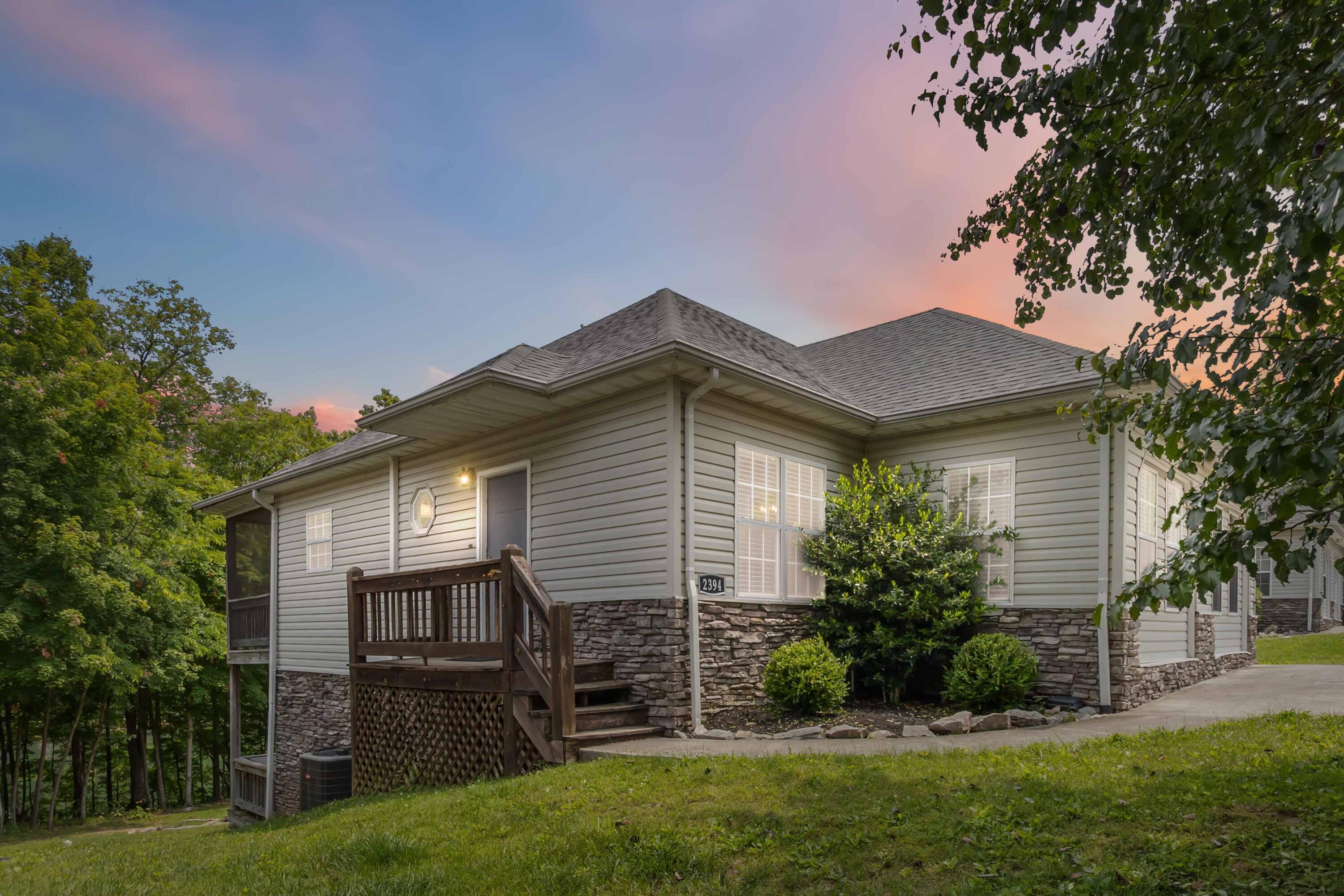 2394 Roberts Bend Road — photo