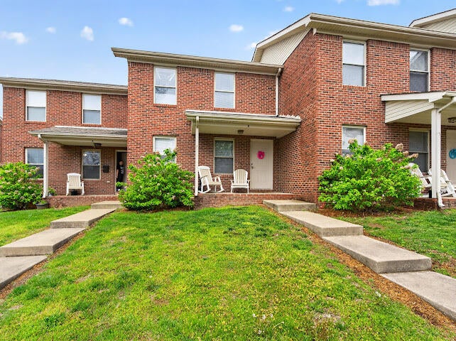 502 Tecumseh Trail B — photo