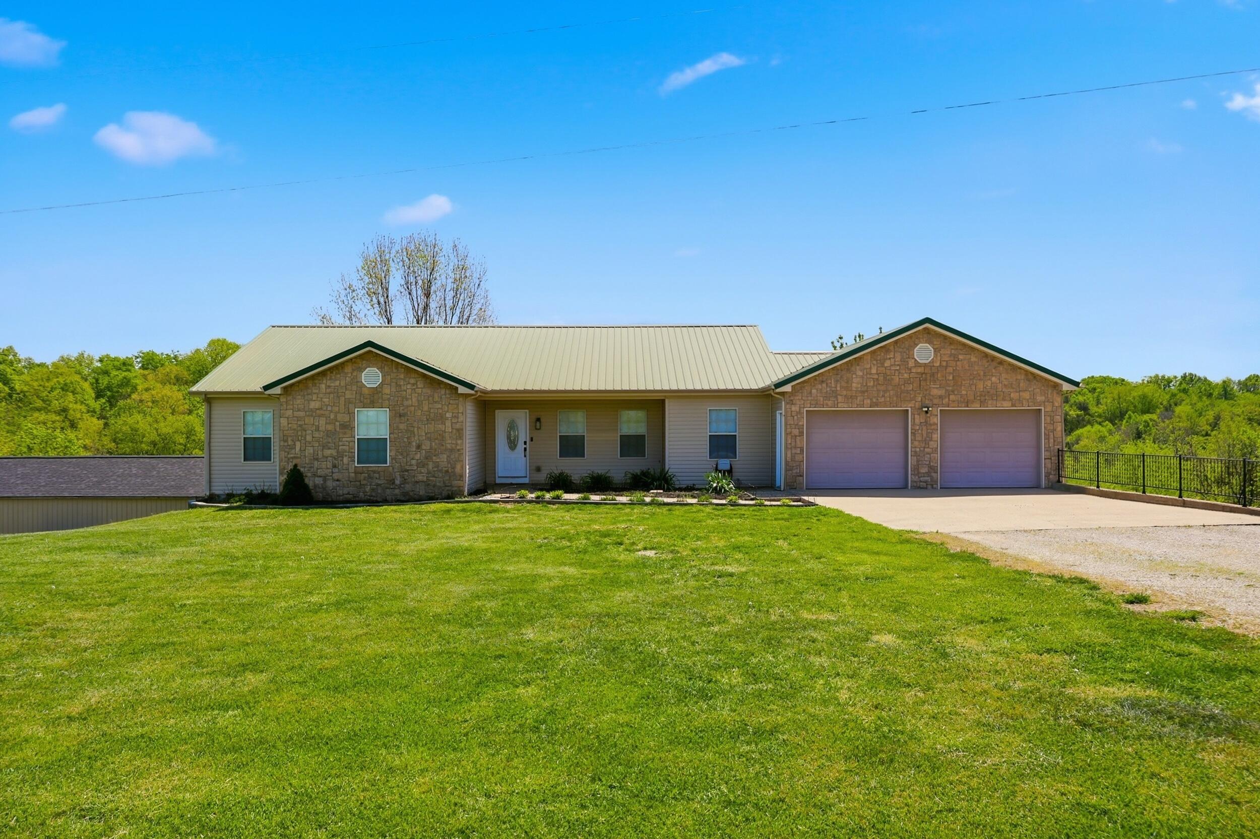 1531 Aaron Barnett Road — photo