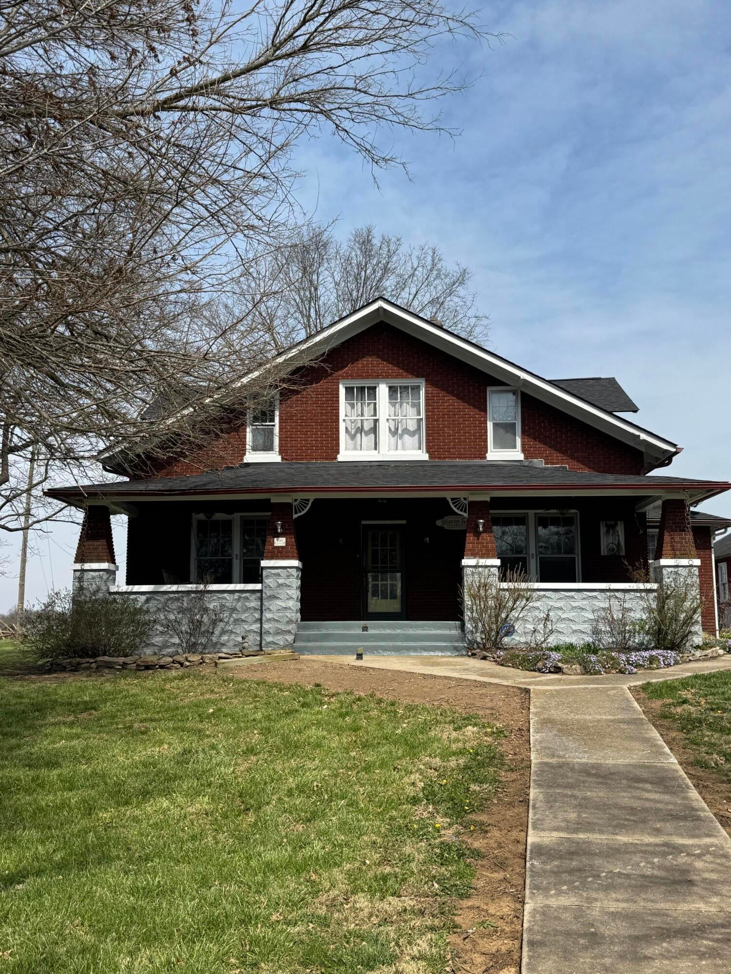 130 E Union Road — photo