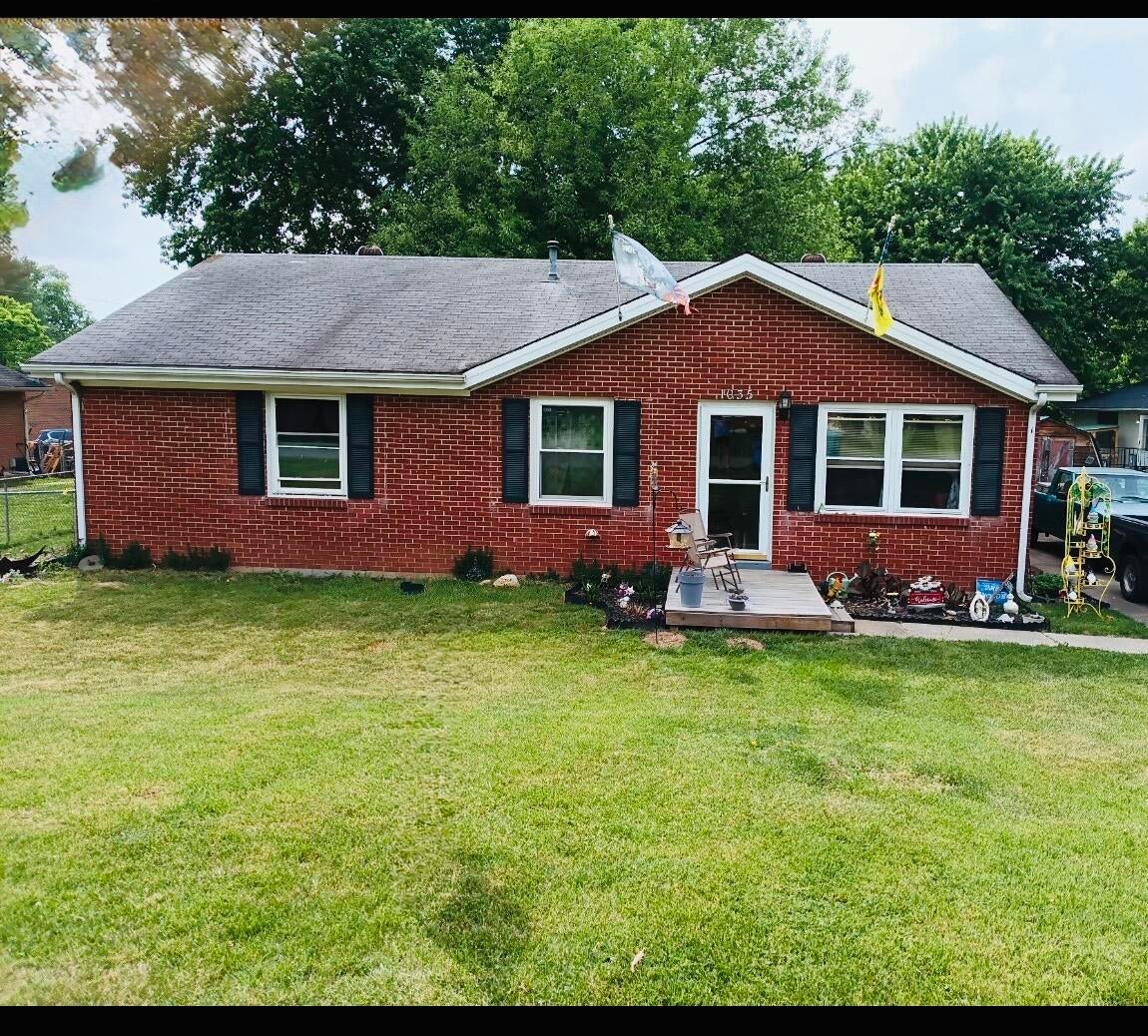 1035 Plainview Drive — photo