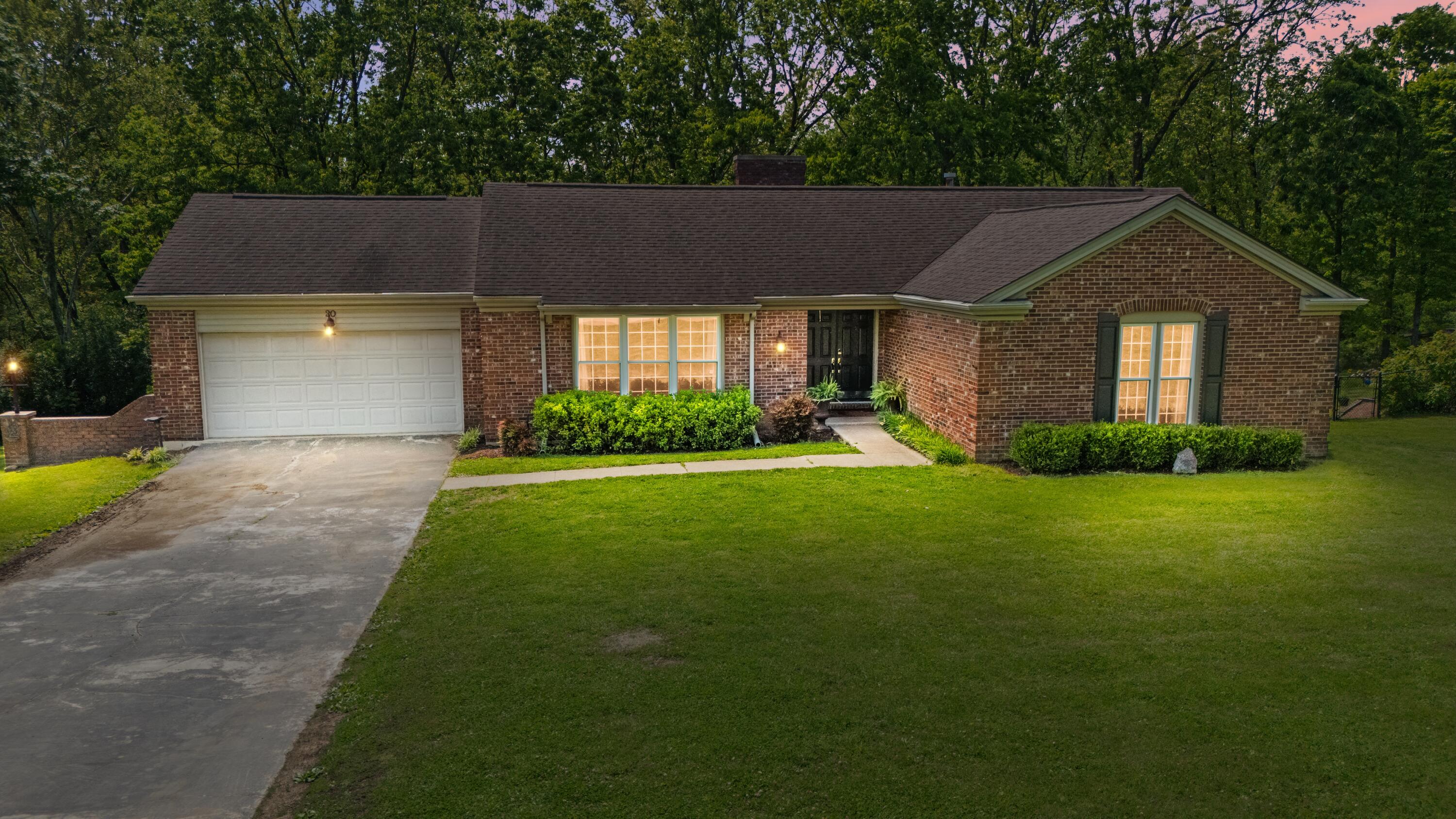 20 Edgewood Drive — photo