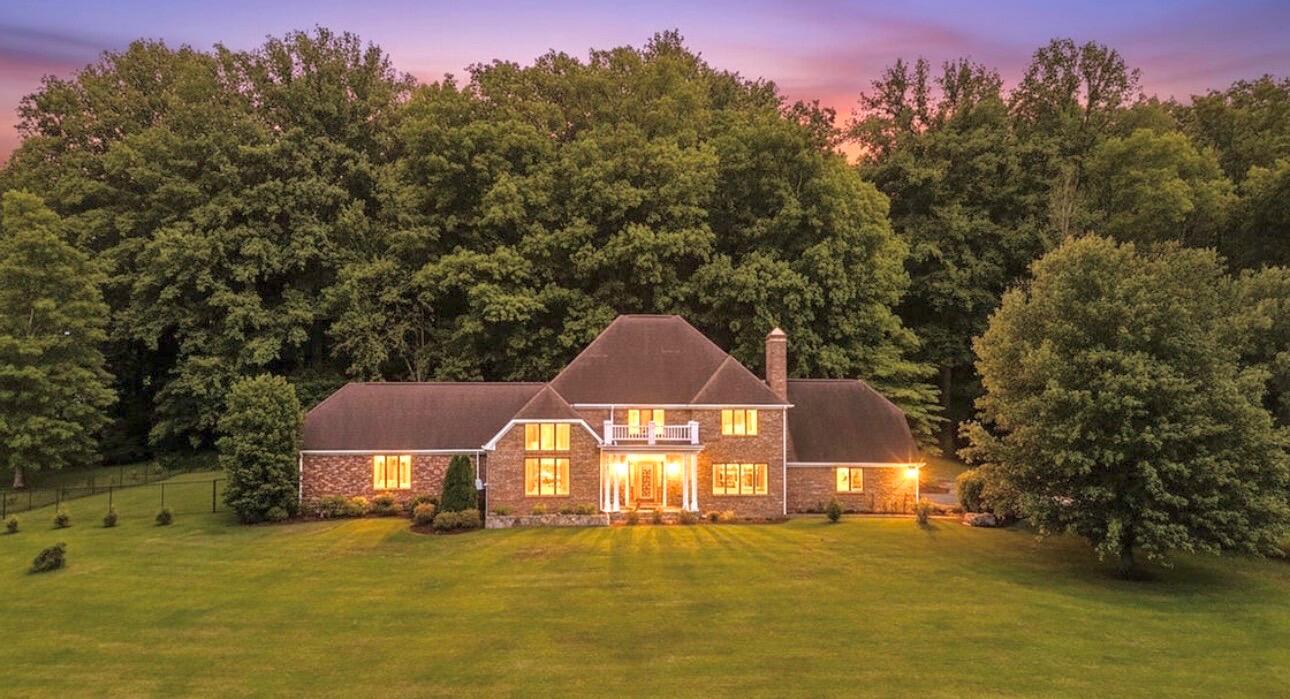 137 Indian Cave Road — photo