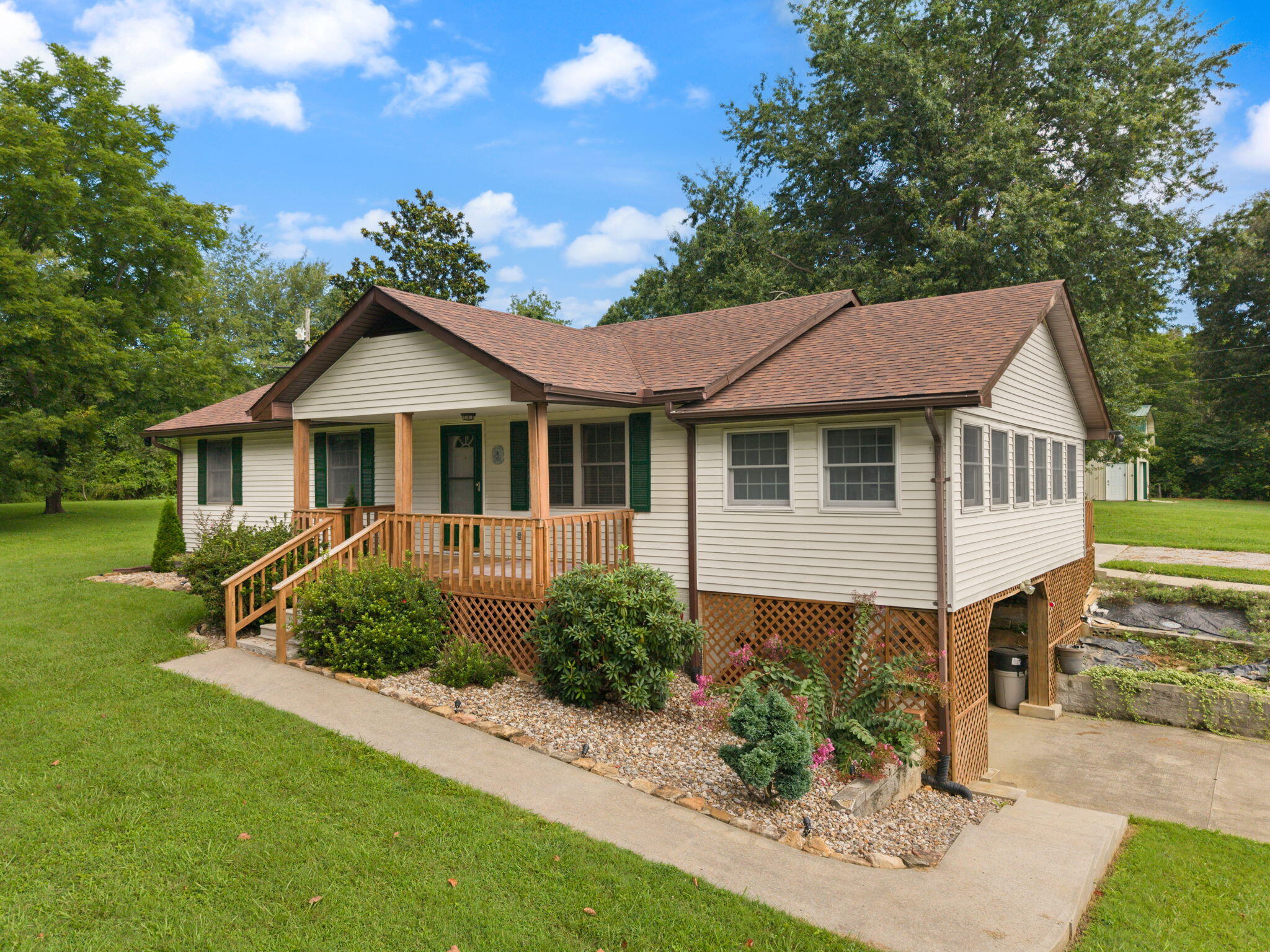 5763 E Ky Hwy 90 — photo