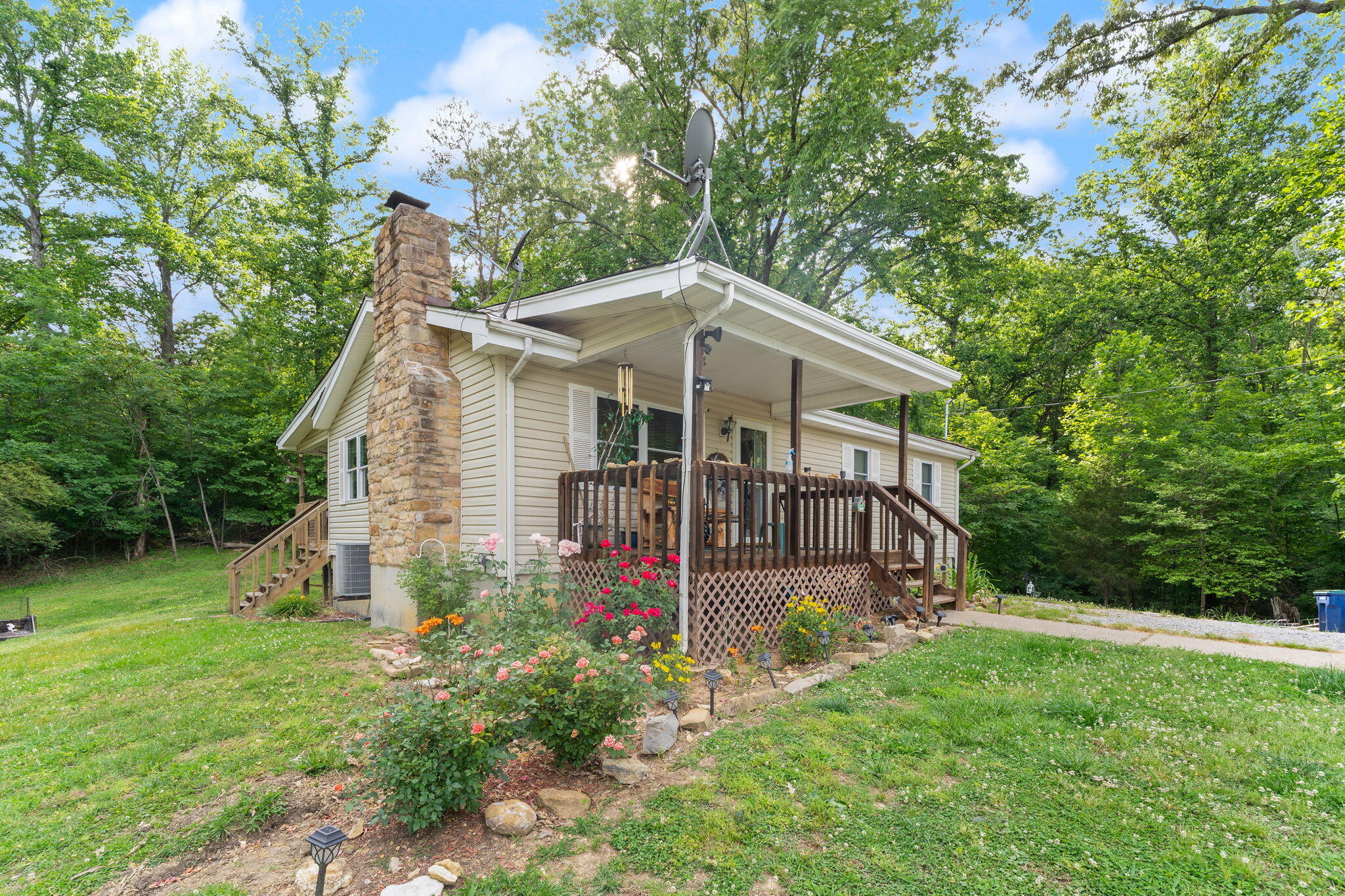 109 Everett Lane — photo