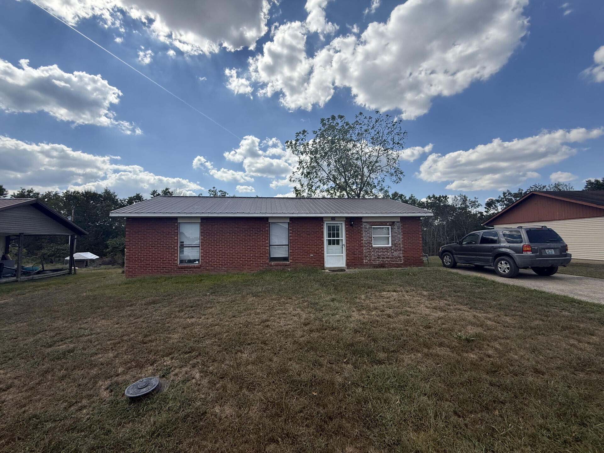 208 Strawberry Lane — photo