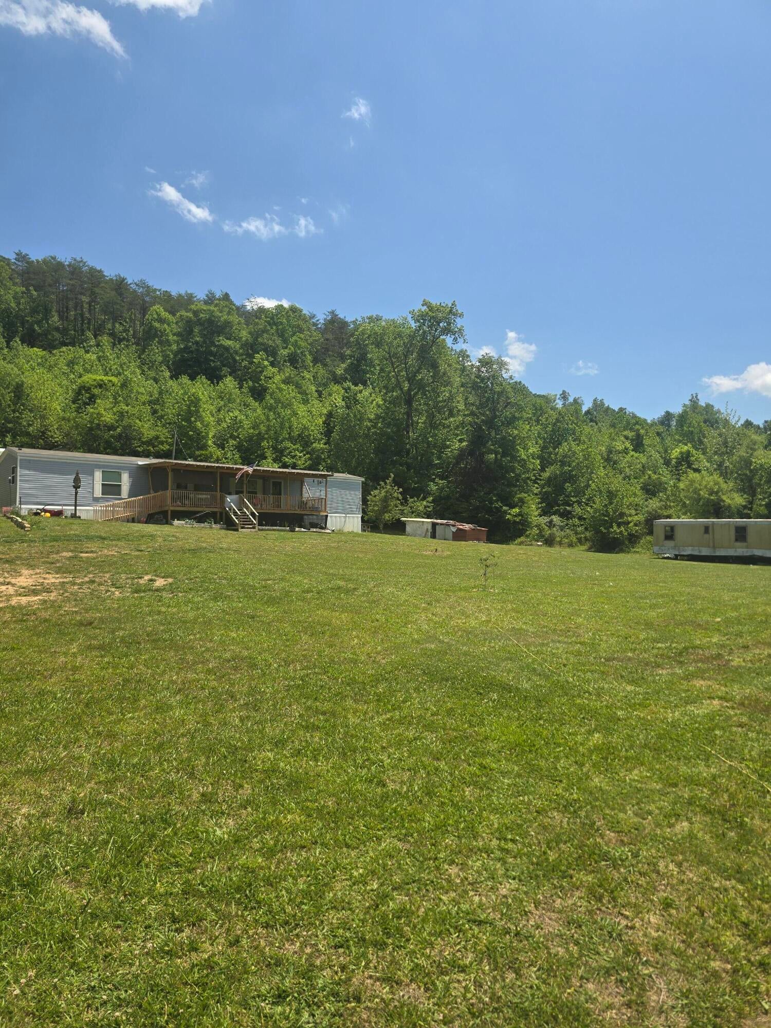5425 S Ky 233 — photo