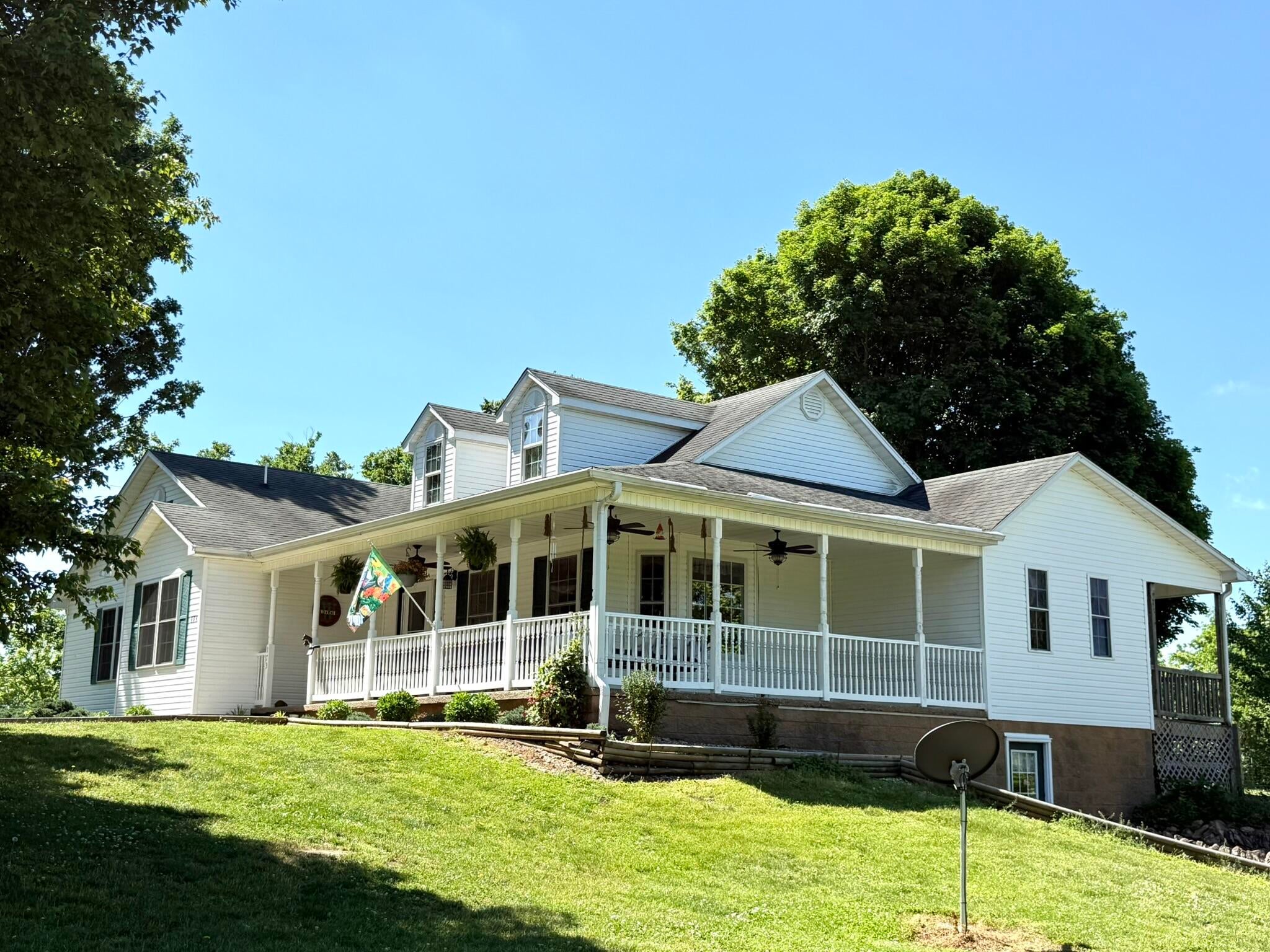173 Brewer Way — photo